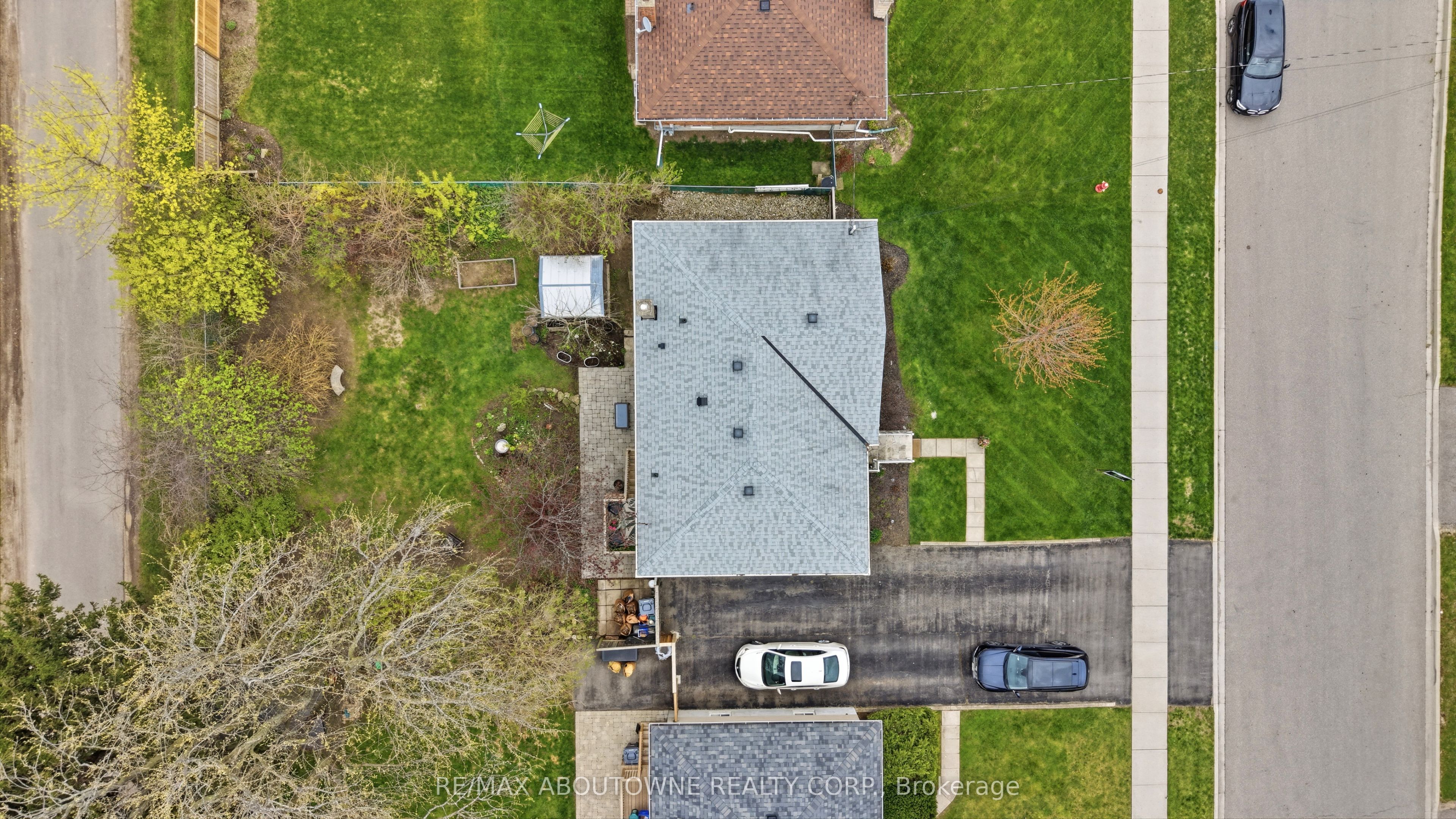 134 Wakefield Road, Milton ‣ W13468428 134 Wakefield Road, Milton ‣ W13468428