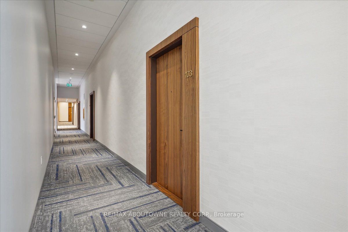 3 – 509 Dundas Street, Oakville