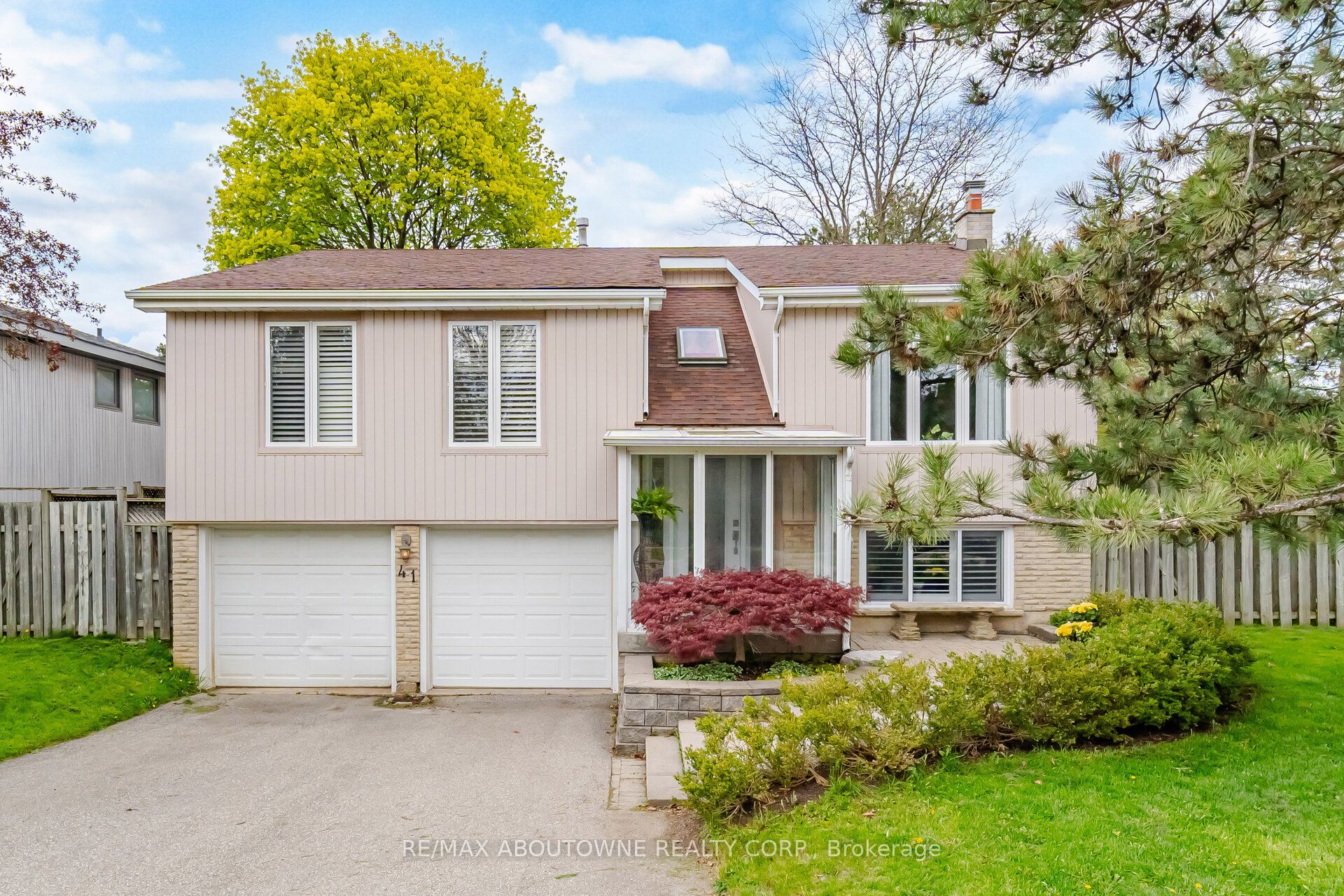 41 Plainsman Road, Mississauga