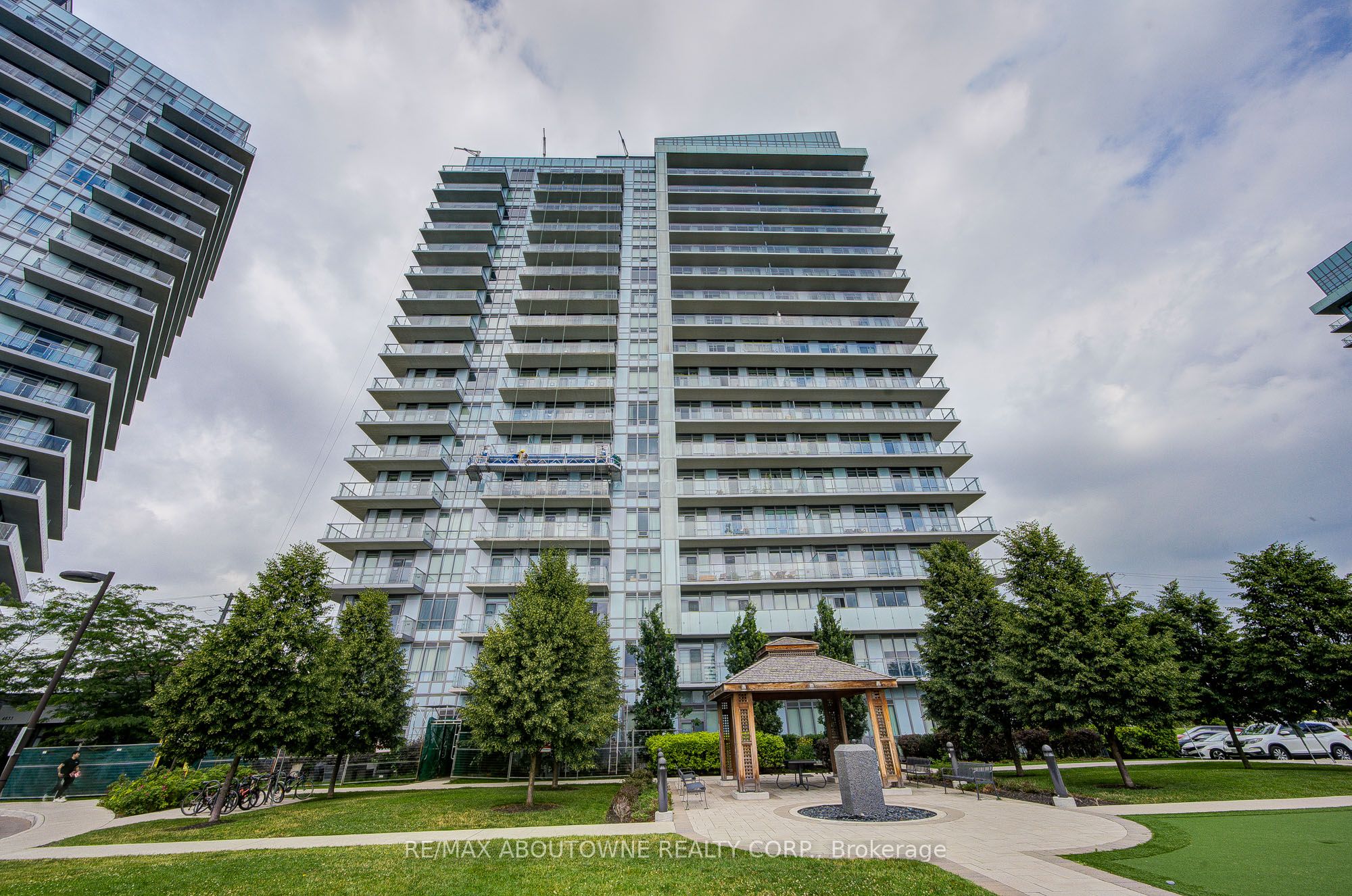 06 – 4655 Glen Erin Drive, Mississauga