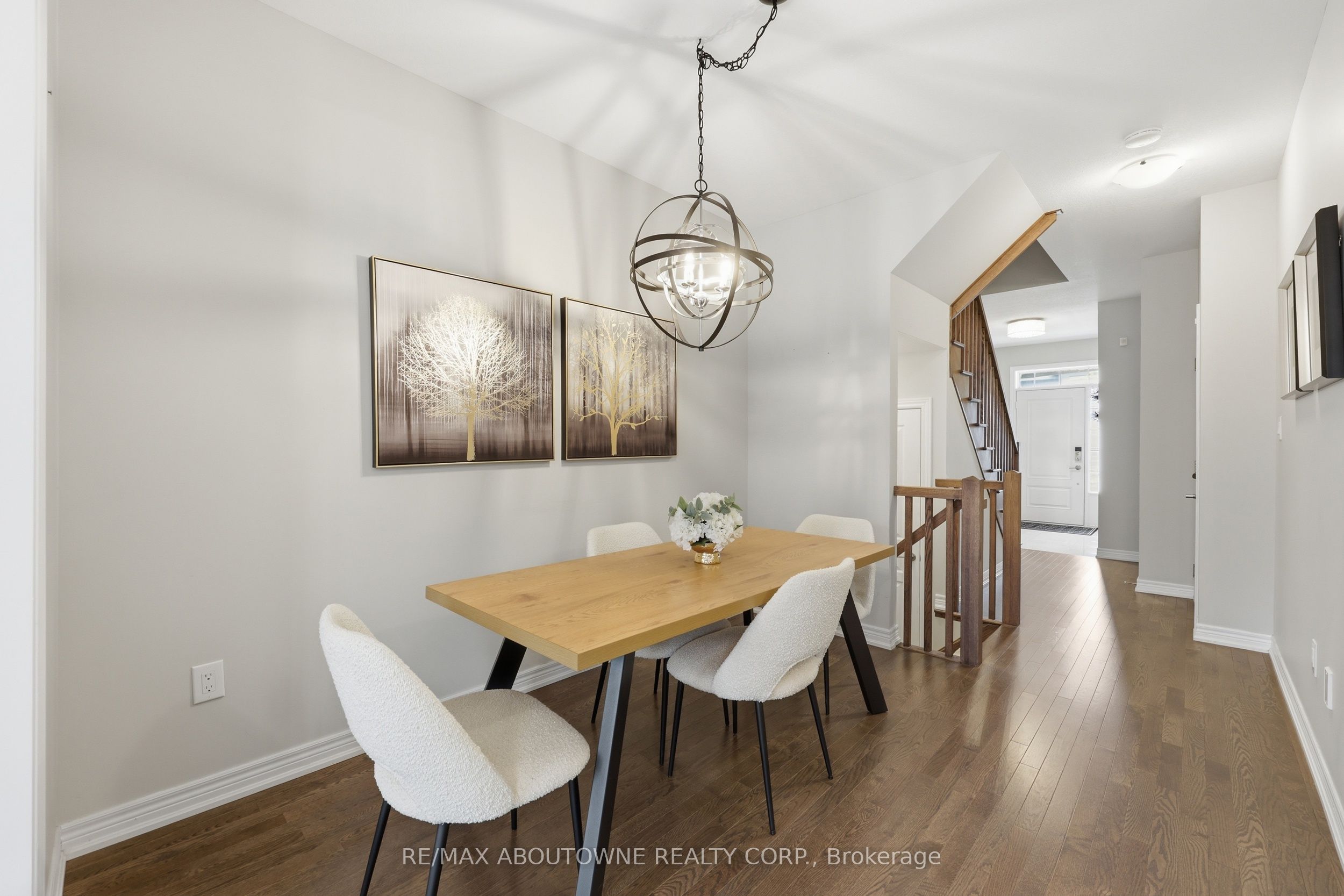 397 Wheat Boom Drive, Oakville ‣ W13517392 397 Wheat Boom Drive, Oakville ‣ W13517392