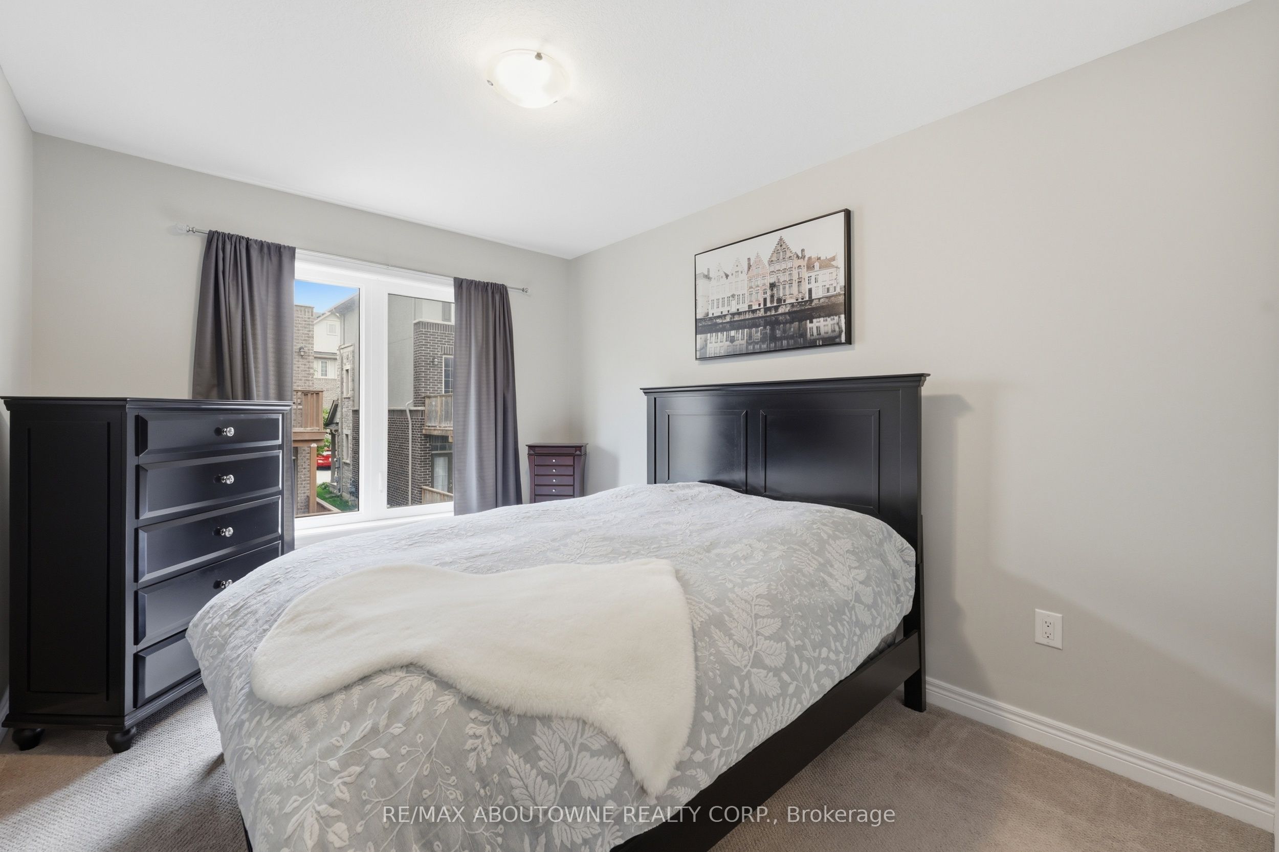 397 Wheat Boom Drive, Oakville ‣ W13517392 397 Wheat Boom Drive, Oakville ‣ W13517392