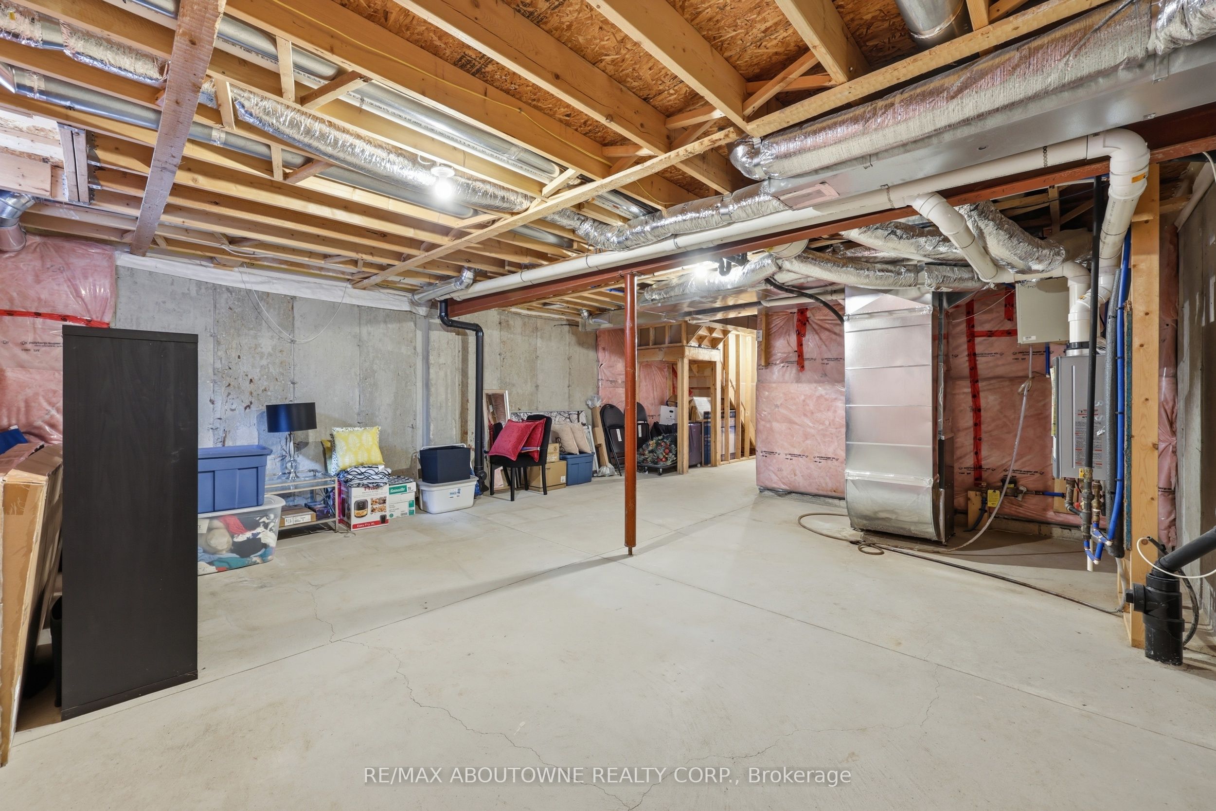397 Wheat Boom Drive, Oakville ‣ W13517392 397 Wheat Boom Drive, Oakville ‣ W13517392