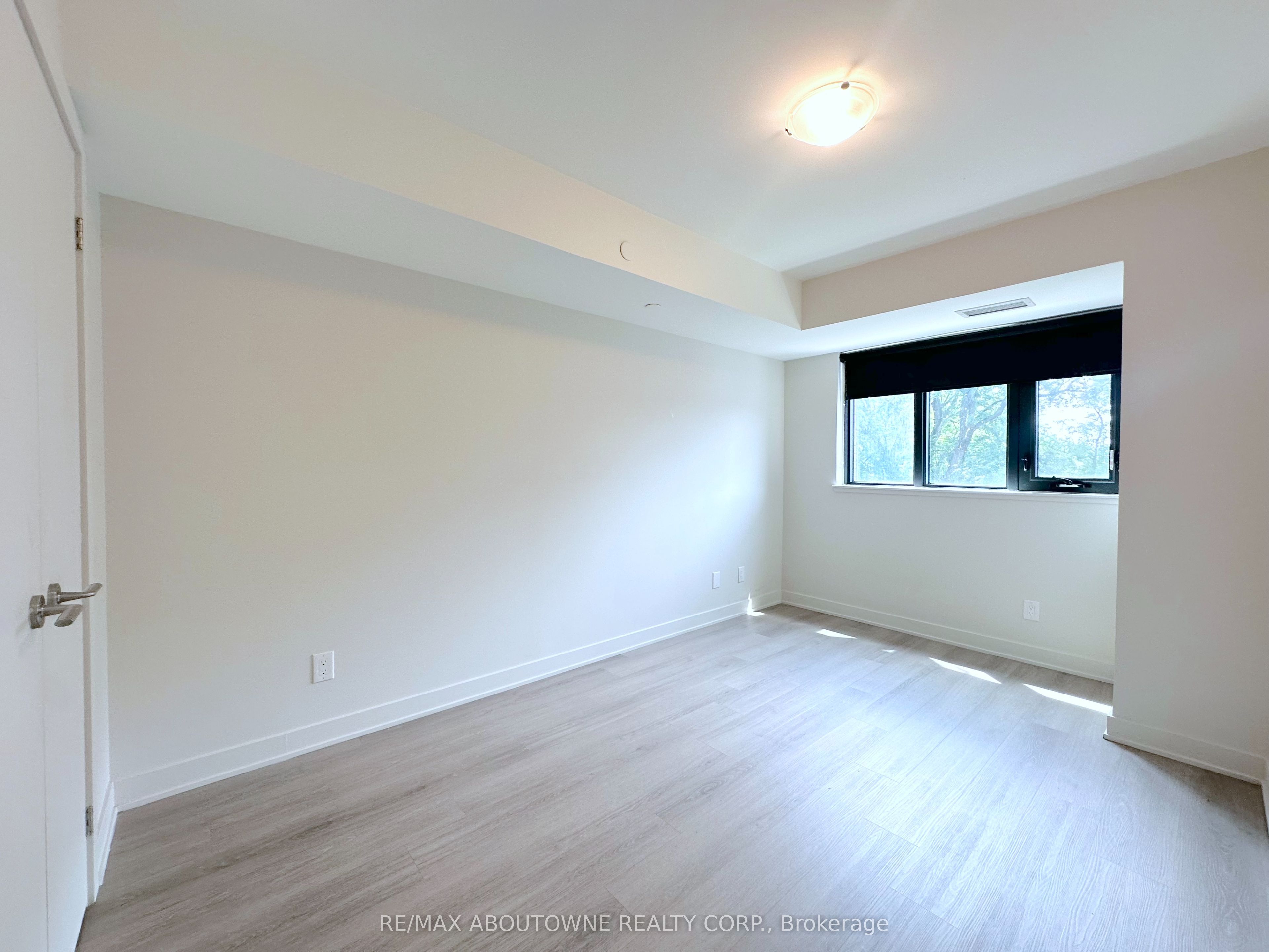 03 – 3385 Dundas Street, Toronto W02 ‣ W13531728 03 – 3385 Dundas Street, Toronto W02 ‣ W13531728