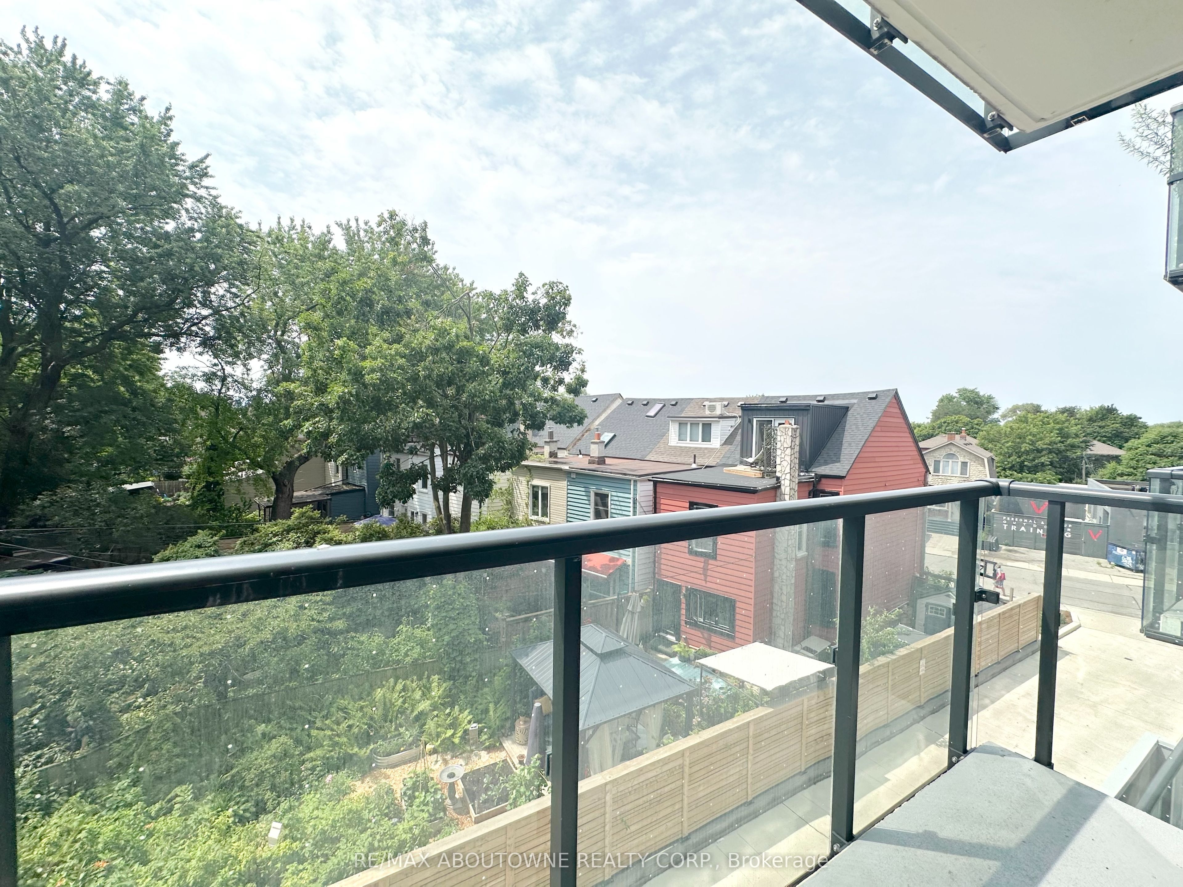 03 – 3385 Dundas Street, Toronto W02 ‣ W13531728 03 – 3385 Dundas Street, Toronto W02 ‣ W13531728