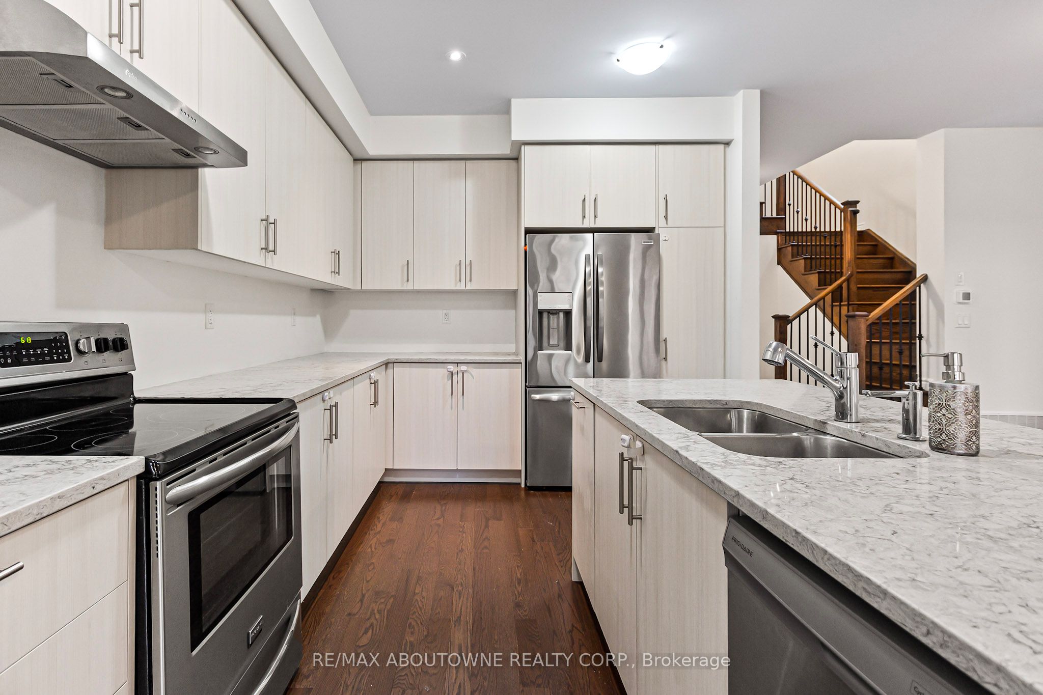 340 Thimbleweed Court, Milton ‣ W13533302 340 Thimbleweed Court, Milton ‣ W13533302