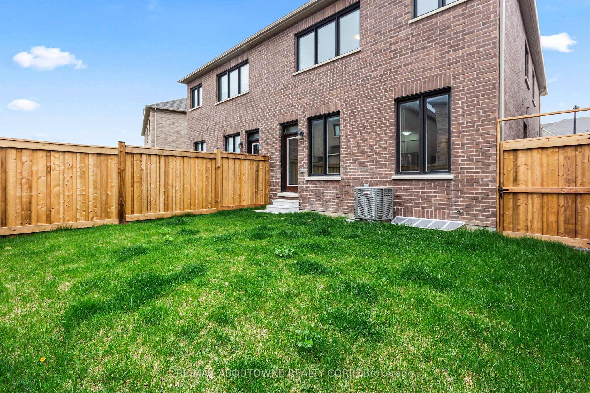 340 Thimbleweed Court, Milton ‣ W13533302 340 Thimbleweed Court, Milton ‣ W13533302