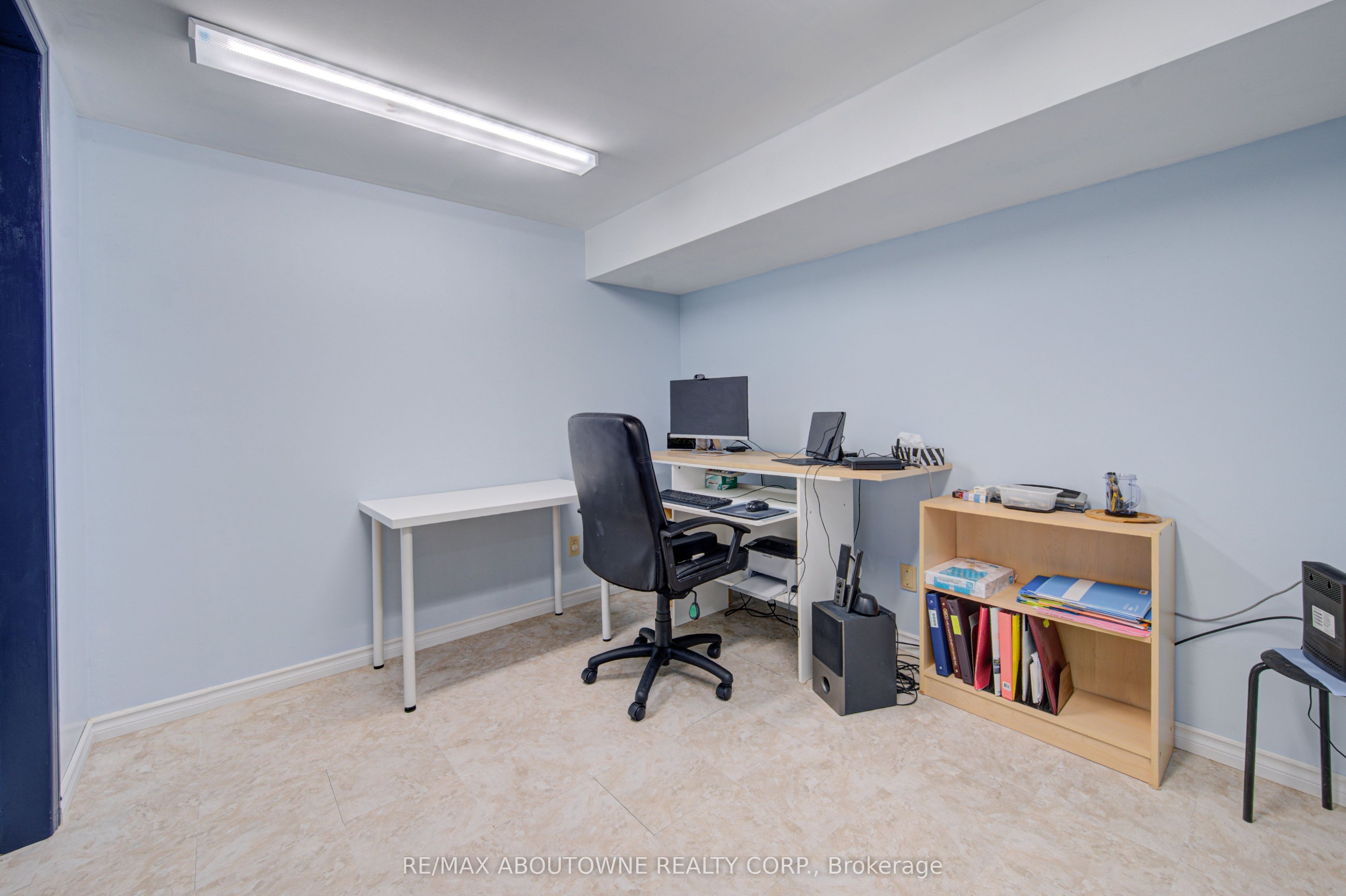 1140 Avondale Drive, Oakville ‣ W13549772 1140 Avondale Drive, Oakville ‣ W13549772
