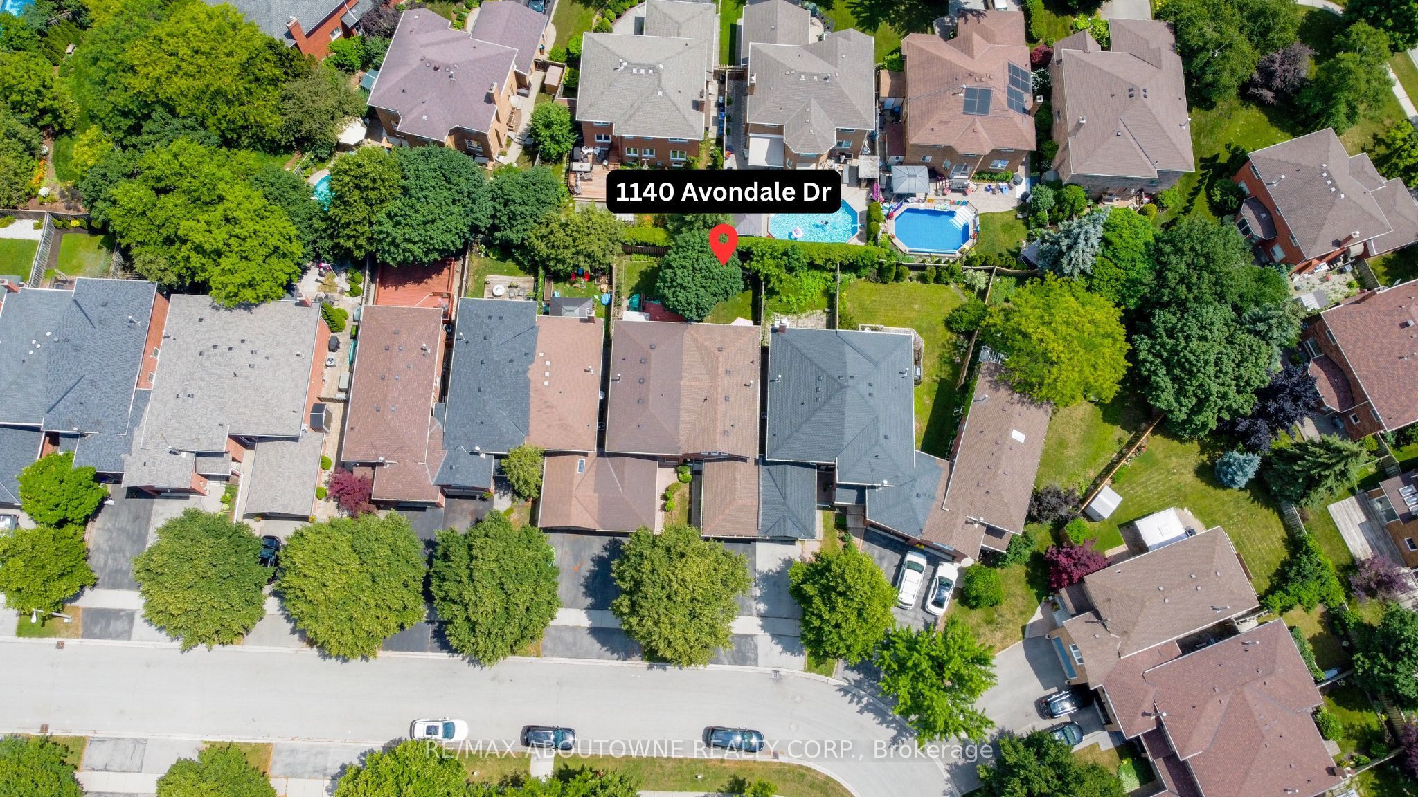 1140 Avondale Drive, Oakville ‣ W13549772 1140 Avondale Drive, Oakville ‣ W13549772