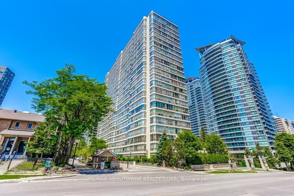 7 – 55 Elm Drive, Mississauga