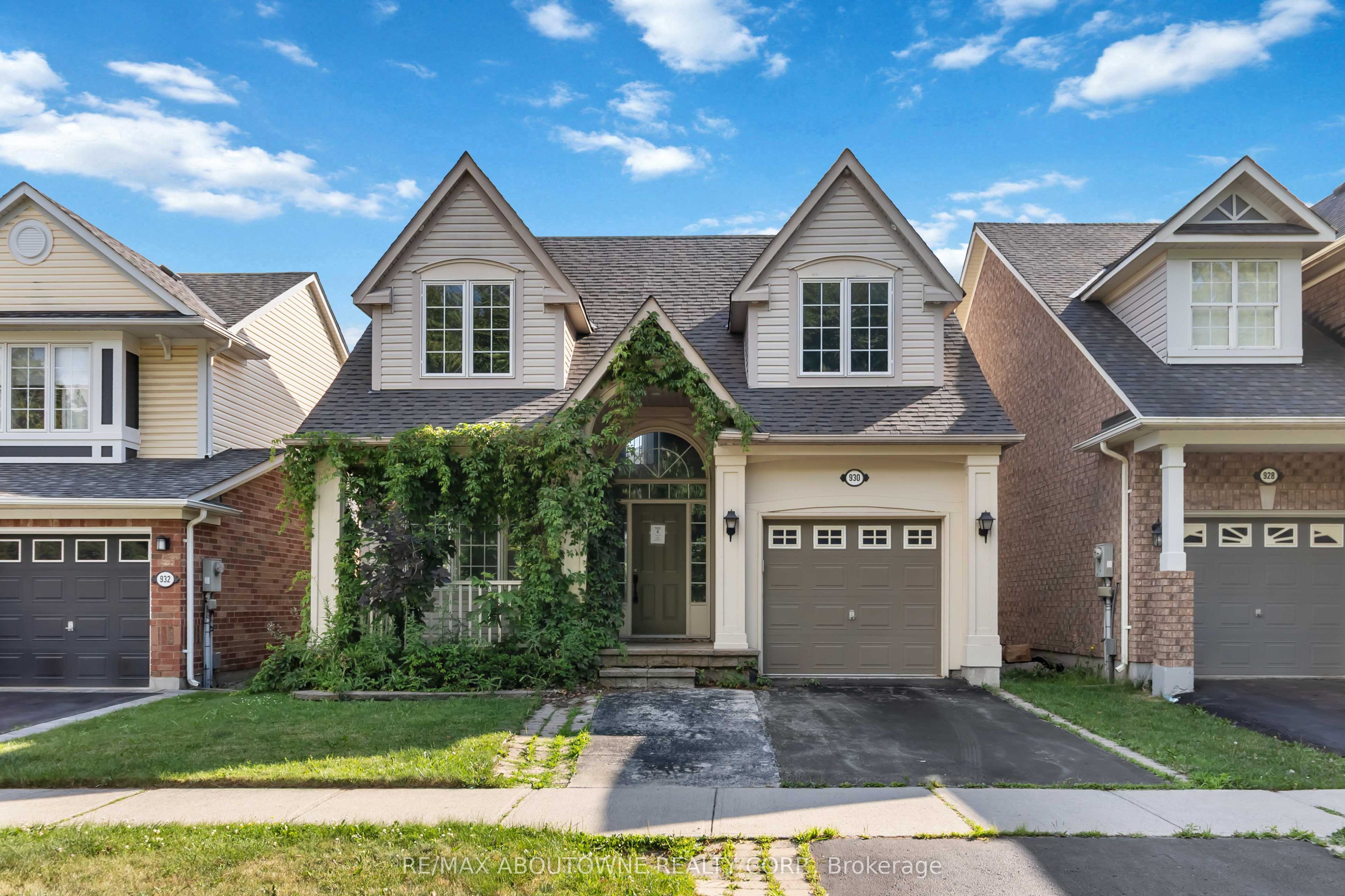 930 Lancaster Boulevard, Milton ‣ W13567848 930 Lancaster Boulevard, Milton ‣ W13567848