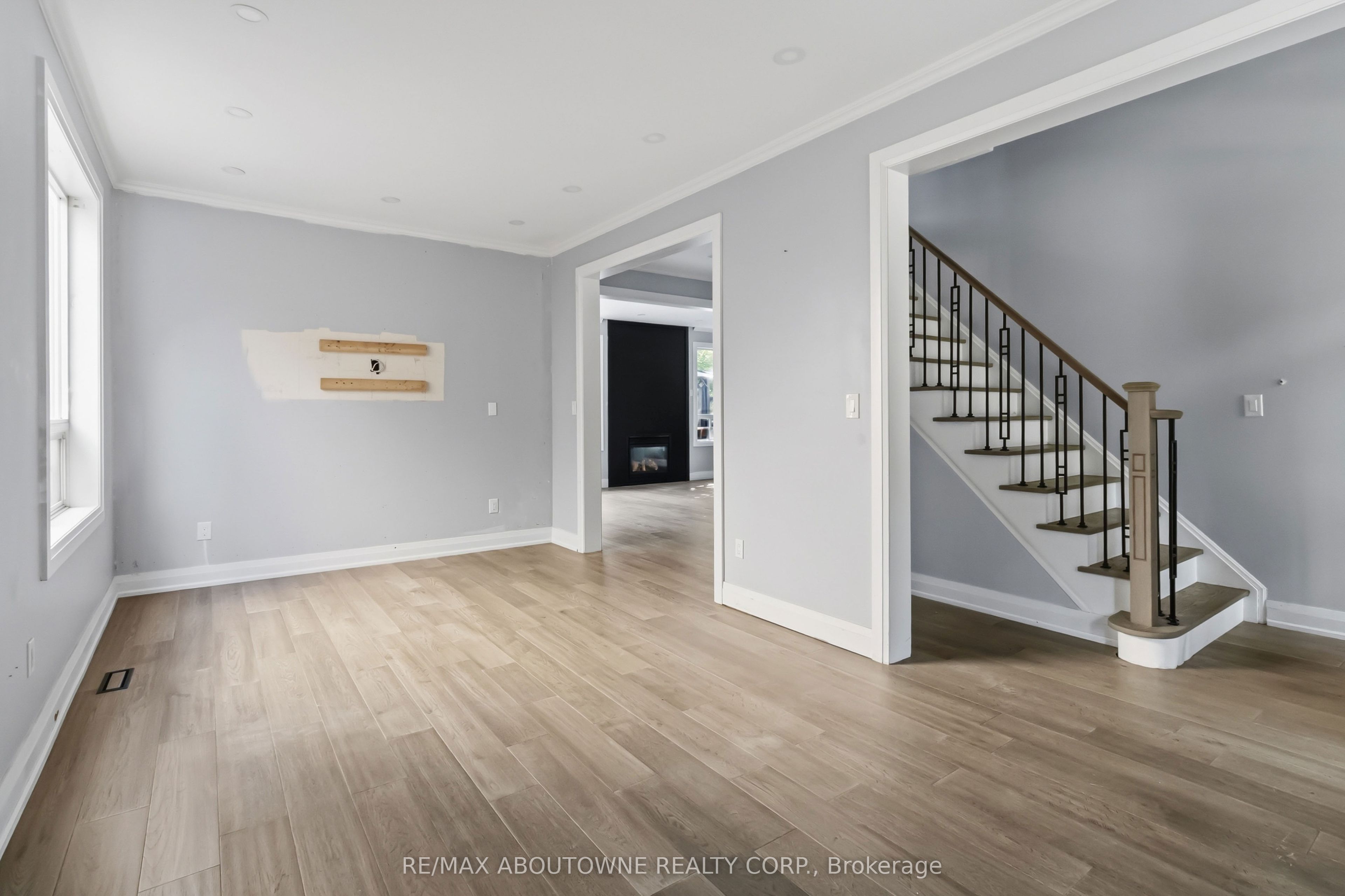 930 Lancaster Boulevard, Milton ‣ W13567848 930 Lancaster Boulevard, Milton ‣ W13567848