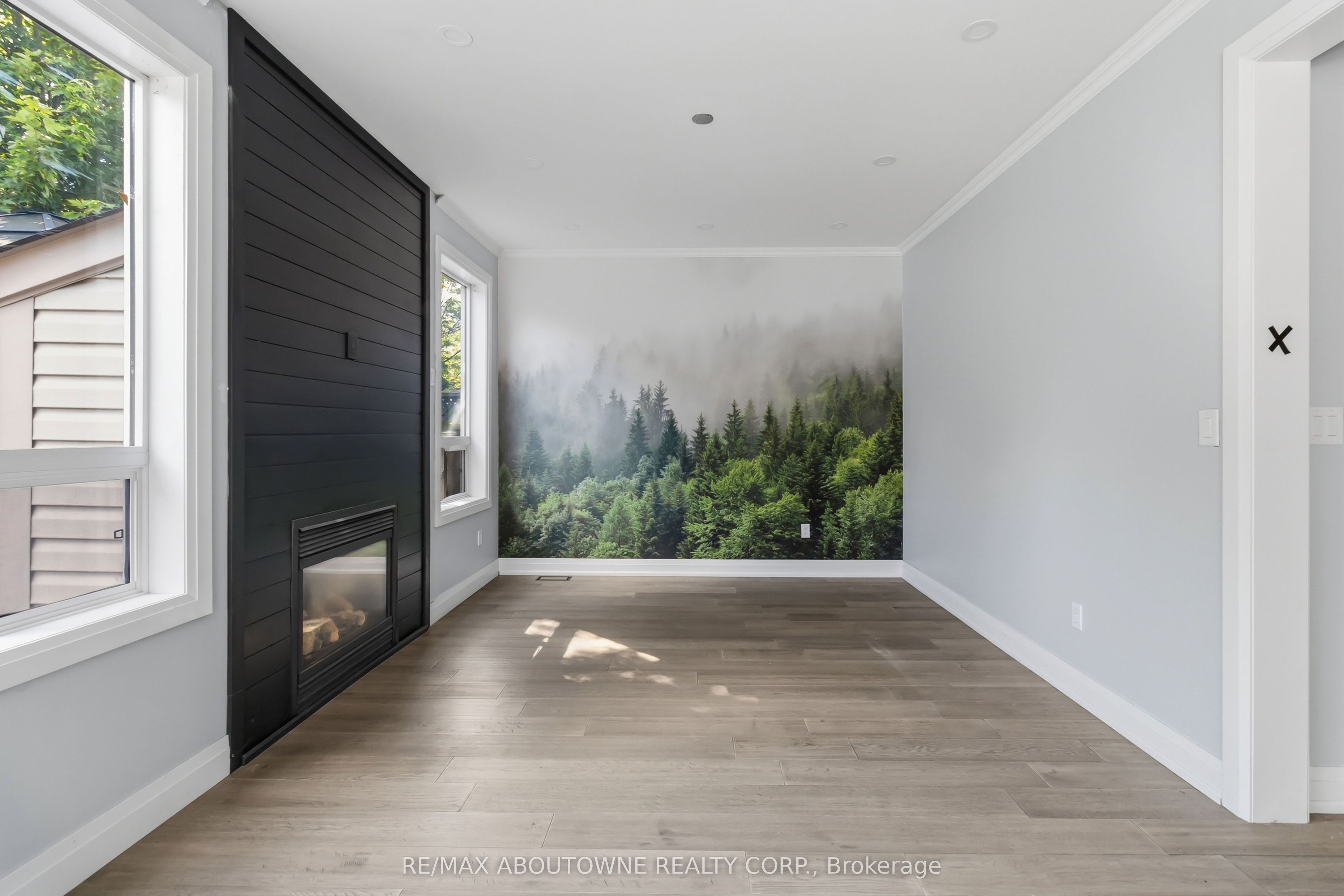 930 Lancaster Boulevard, Milton ‣ W13567848 930 Lancaster Boulevard, Milton ‣ W13567848