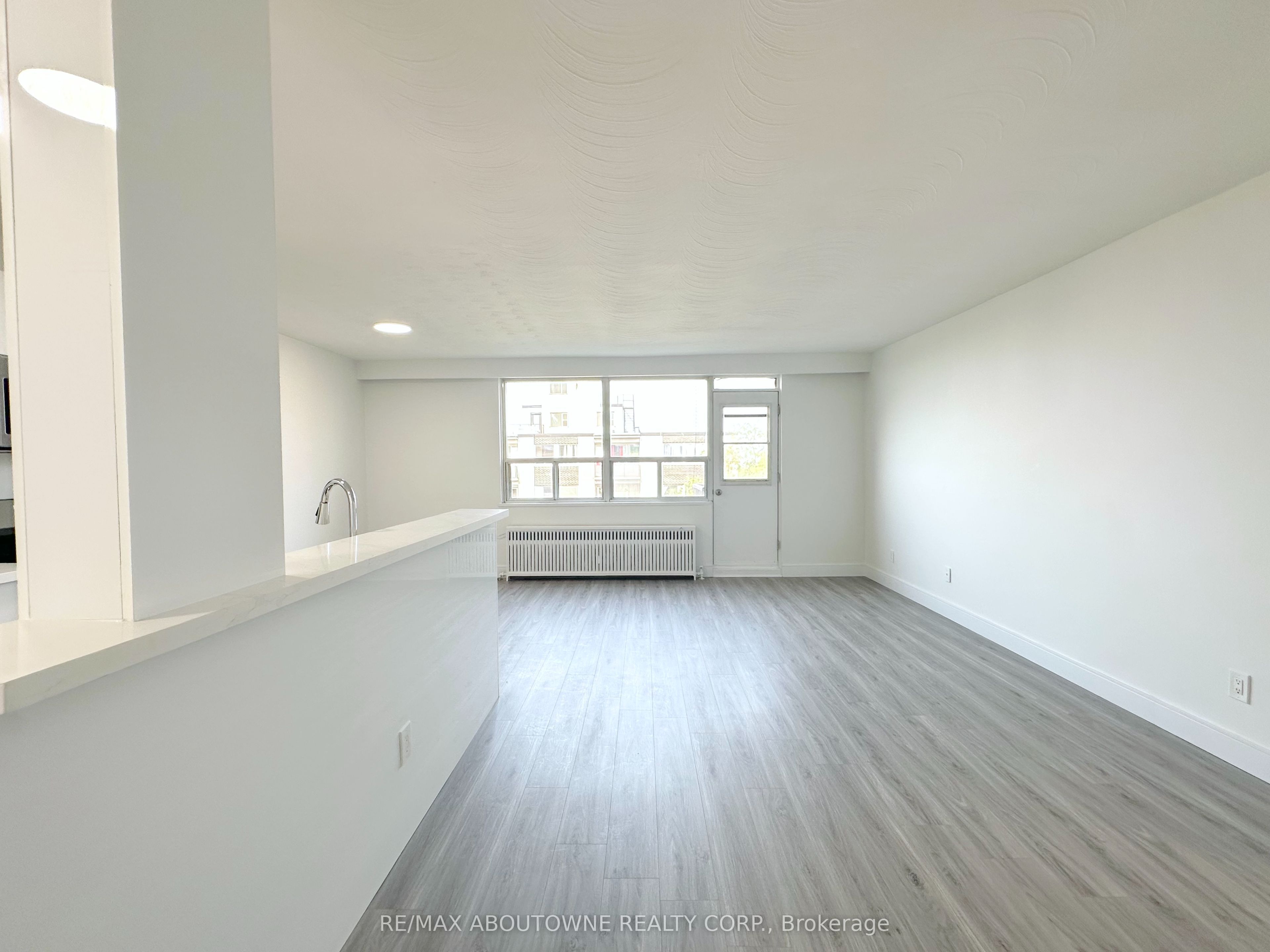 716 – 79 Jameson Avenue, Toronto W01 ‣ W13575470 716 – 79 Jameson Avenue, Toronto W01 ‣ W13575470