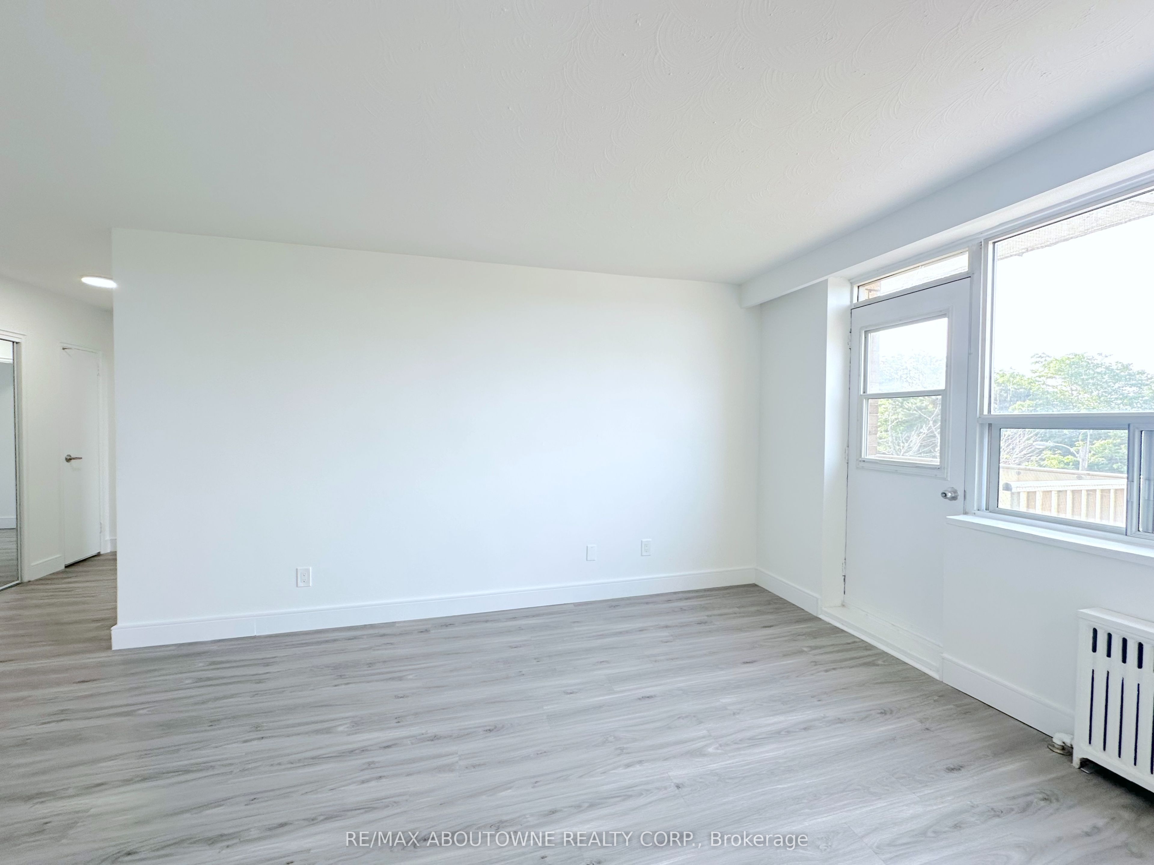 301 – 79 Jameson Avenue, Toronto W01 ‣ W13575514 301 – 79 Jameson Avenue, Toronto W01 ‣ W13575514