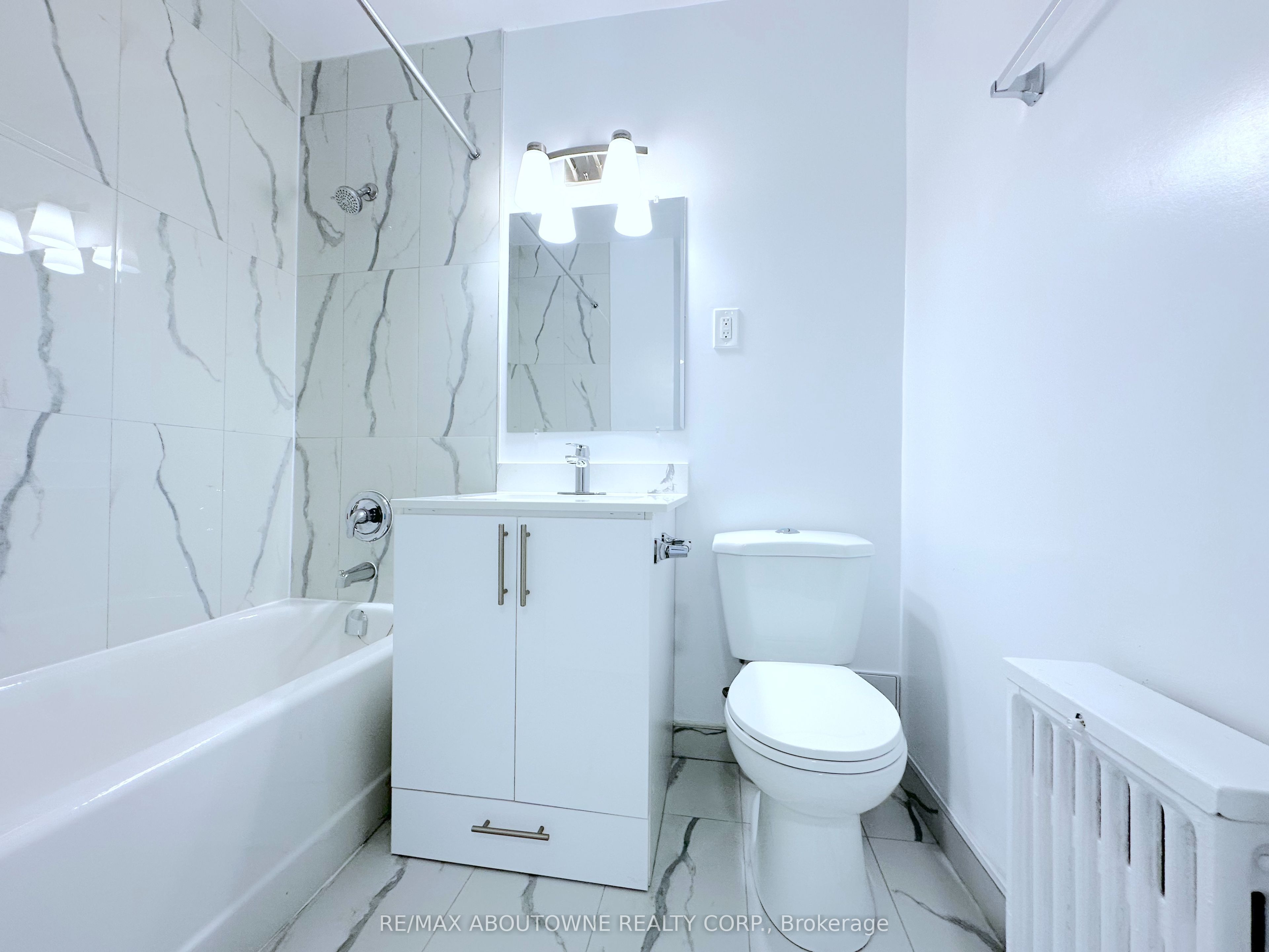 301 – 79 Jameson Avenue, Toronto W01 ‣ W13575514 301 – 79 Jameson Avenue, Toronto W01 ‣ W13575514