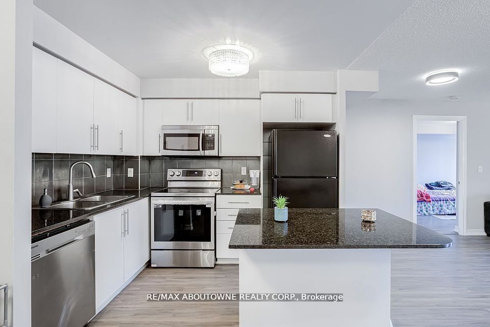 1 – 310 Burnhamthorpe Road, Mississauga ‣ W13584070 1 – 310 Burnhamthorpe Road, Mississauga ‣ W13584070