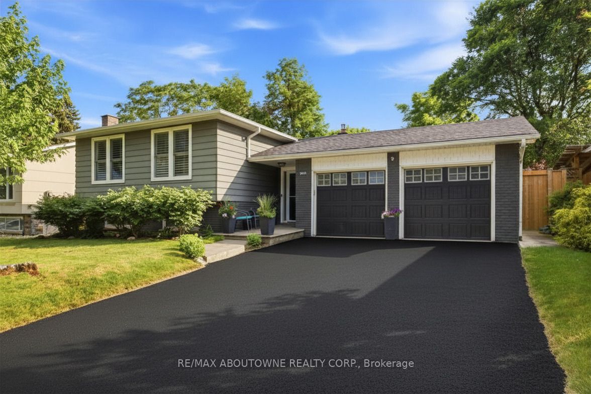2501 Yarmouth Crescent, Oakville