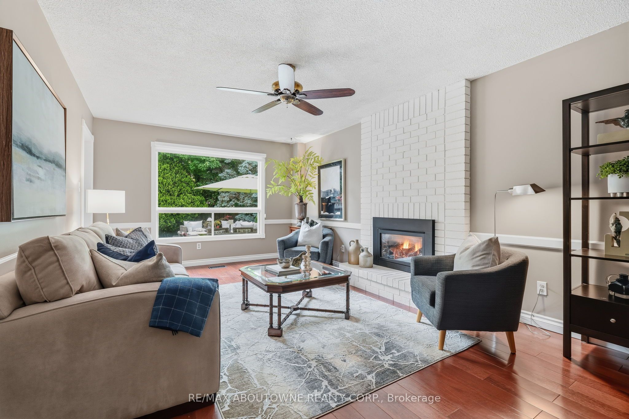 89 Waldie Road, Oakville ‣ W13598470 89 Waldie Road, Oakville ‣ W13598470