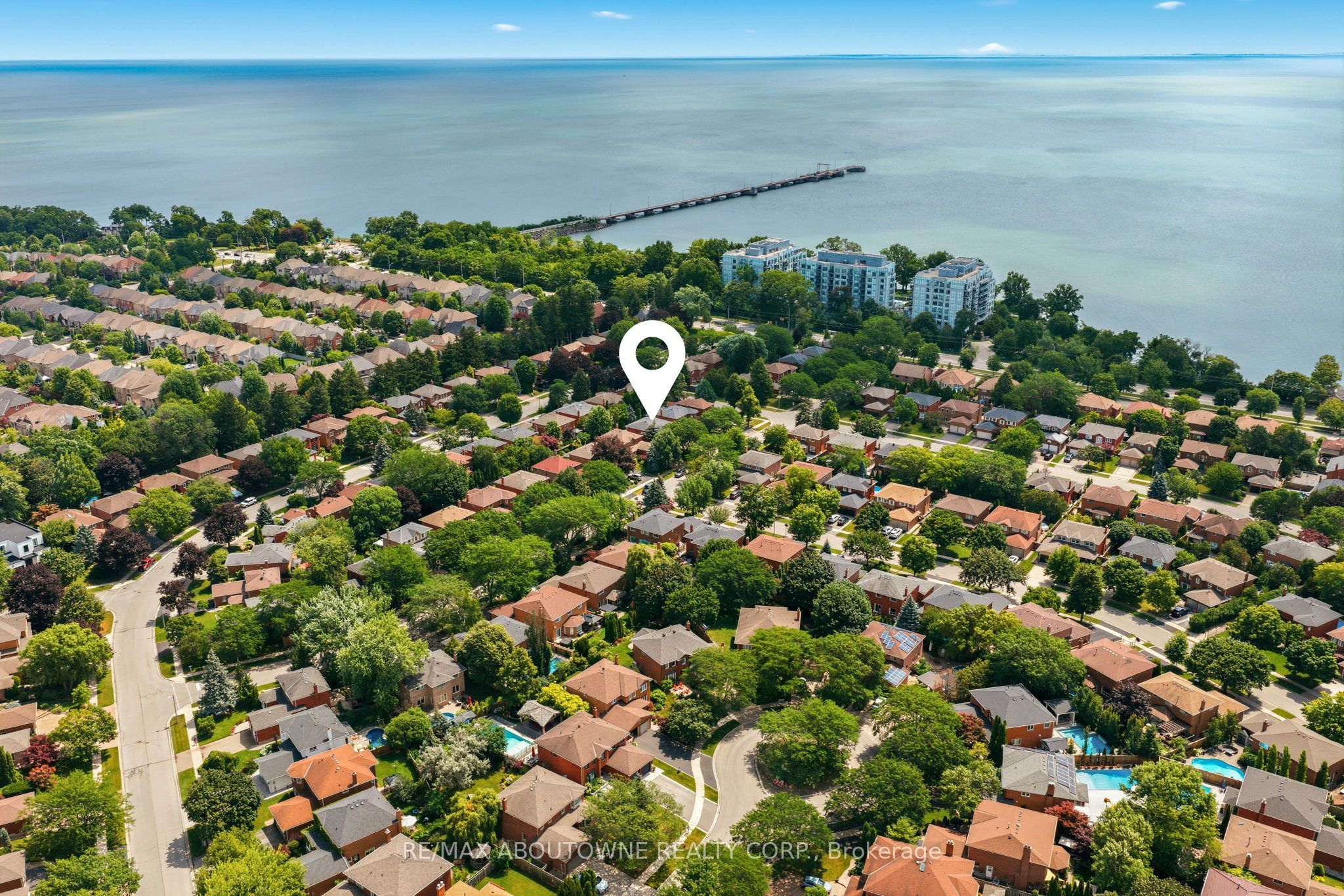 89 Waldie Road, Oakville ‣ W13598470 89 Waldie Road, Oakville ‣ W13598470