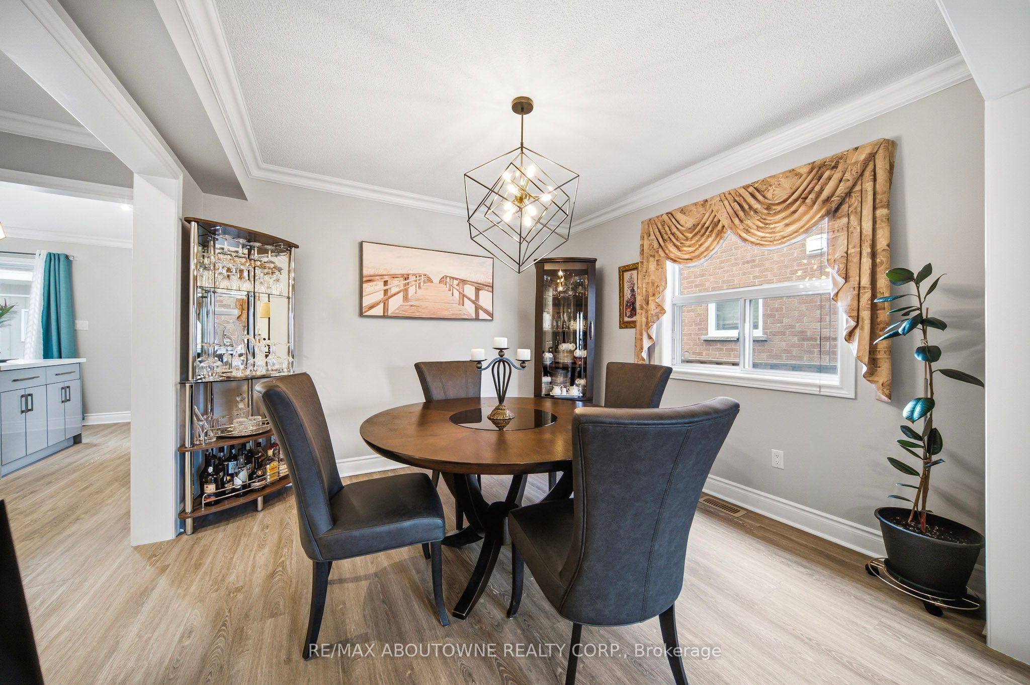 5184 Red Brush Drive, Mississauga ‣ W13599202 5184 Red Brush Drive, Mississauga ‣ W13599202