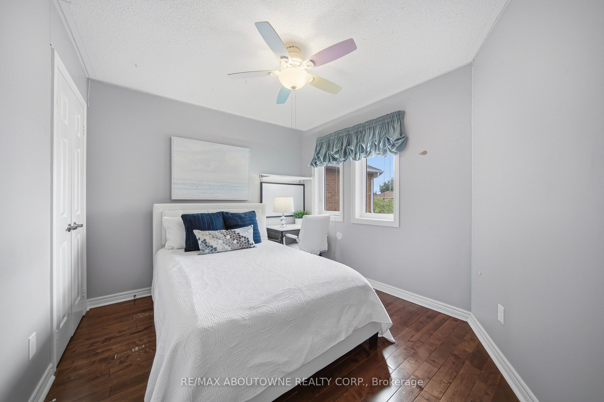 5184 Red Brush Drive, Mississauga ‣ W13599202 5184 Red Brush Drive, Mississauga ‣ W13599202