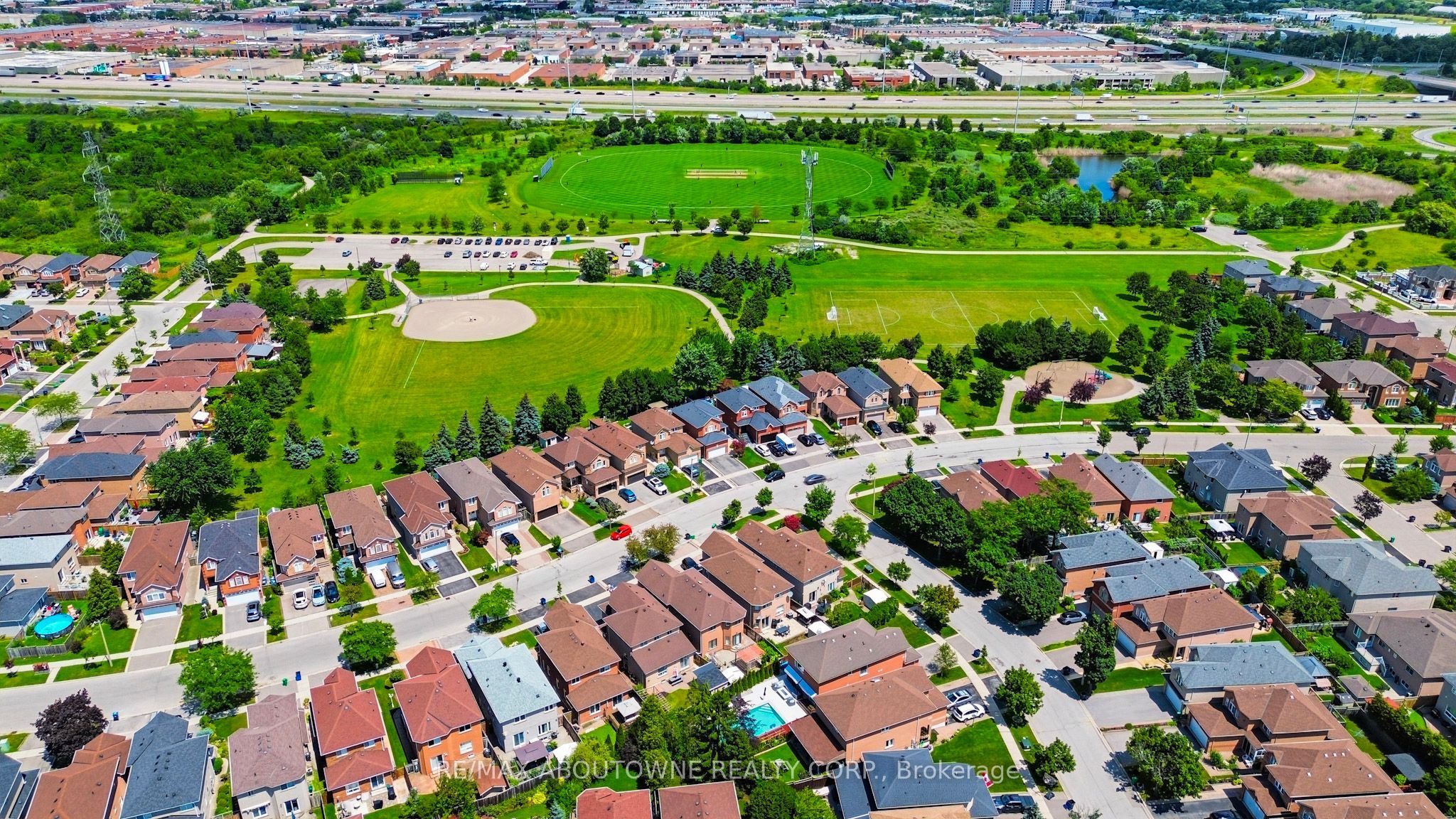 5184 Red Brush Drive, Mississauga ‣ W13599202 5184 Red Brush Drive, Mississauga ‣ W13599202