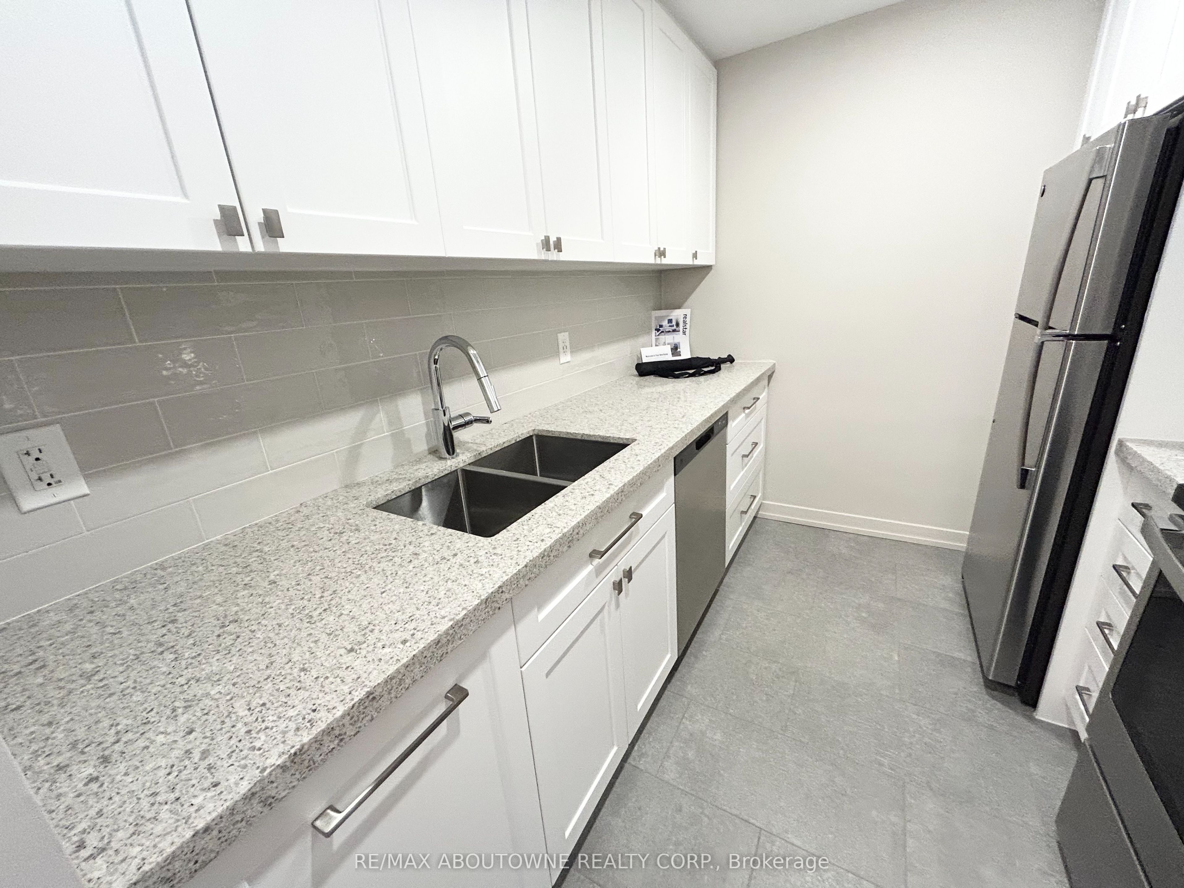 07 – 101 Millside Drive, Milton ‣ W13612360 07 – 101 Millside Drive, Milton ‣ W13612360