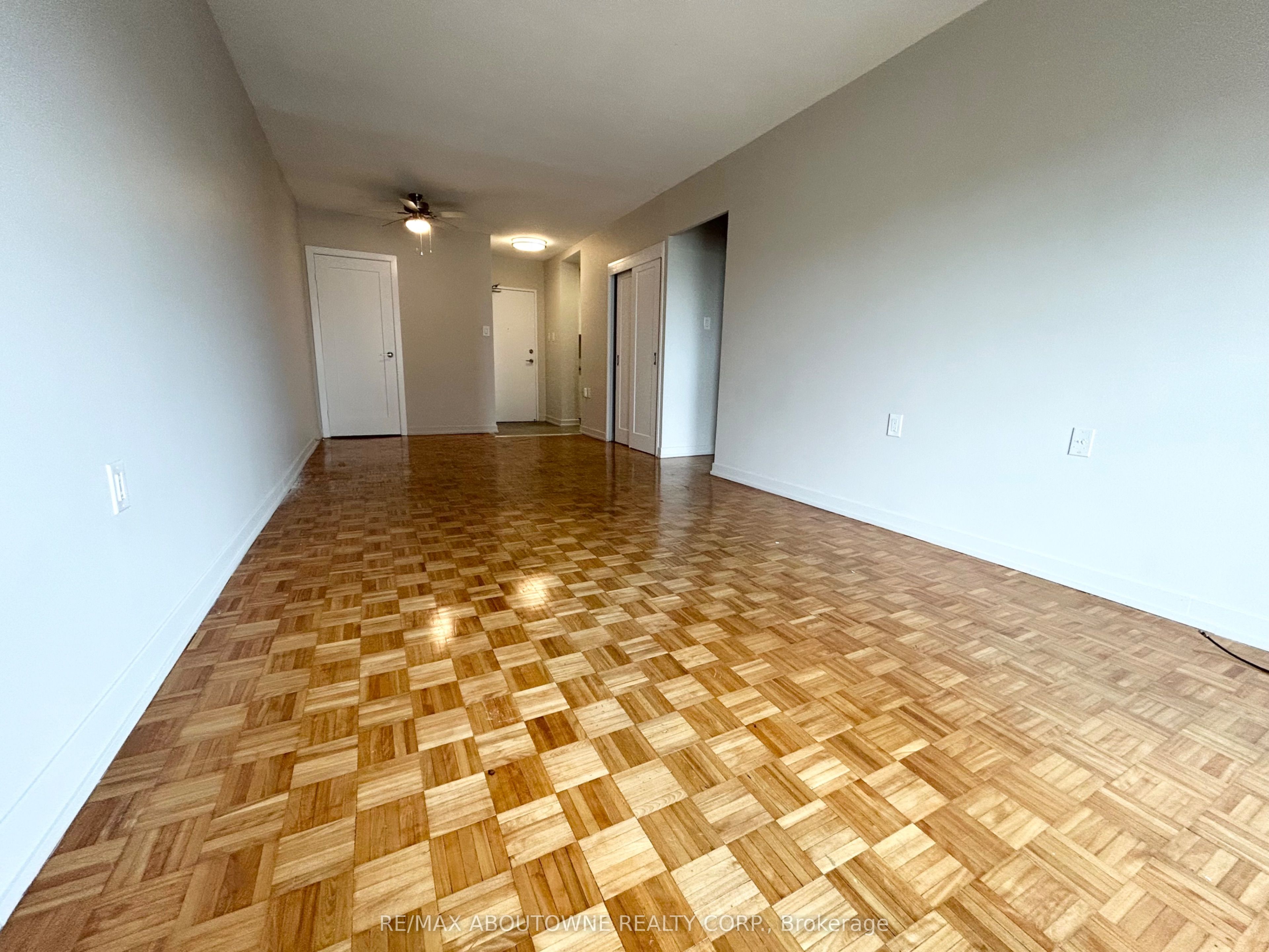 07 – 101 Millside Drive, Milton ‣ W13612360 07 – 101 Millside Drive, Milton ‣ W13612360