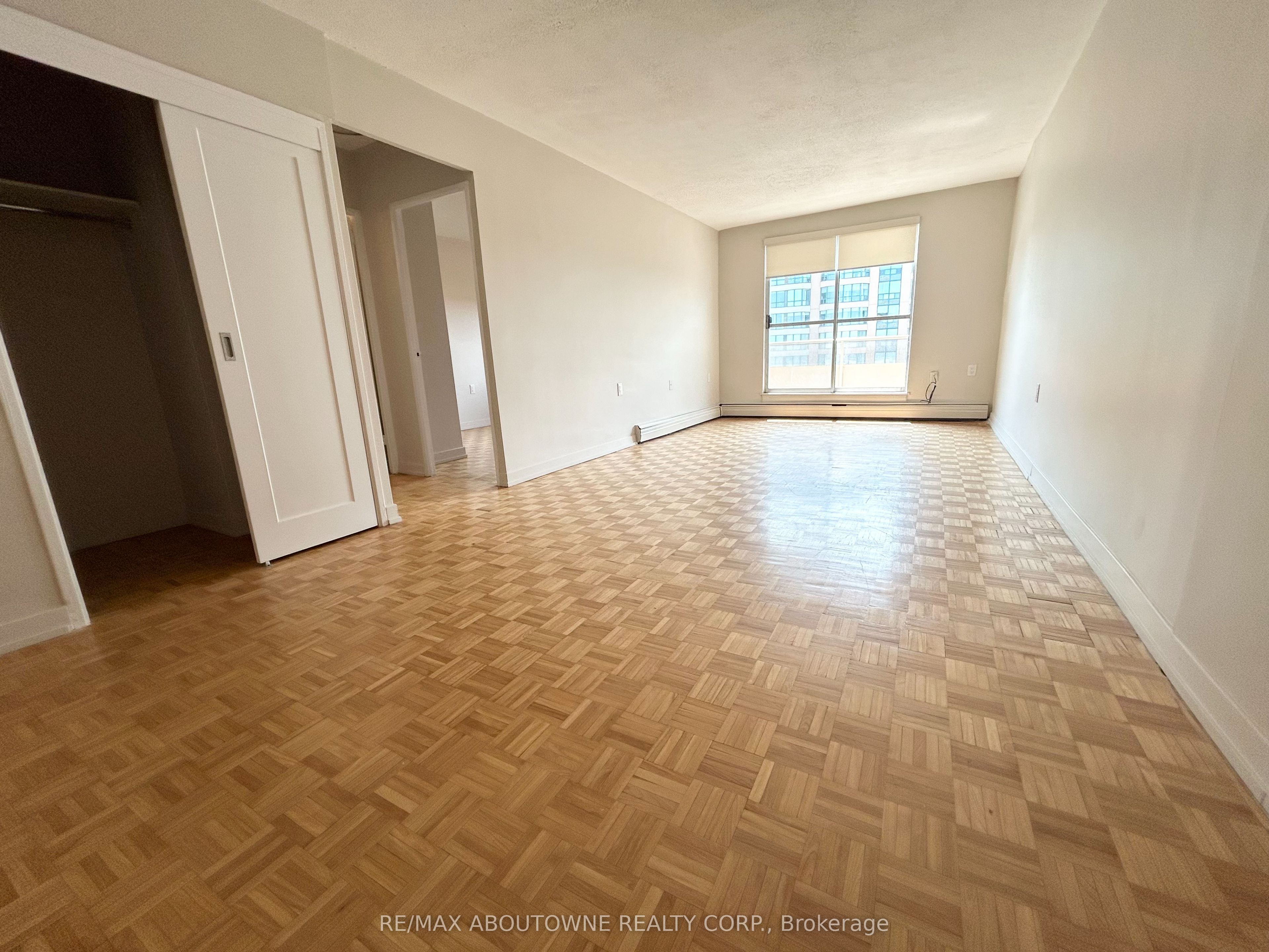 07 – 101 Millside Drive, Milton ‣ W13612360 07 – 101 Millside Drive, Milton ‣ W13612360