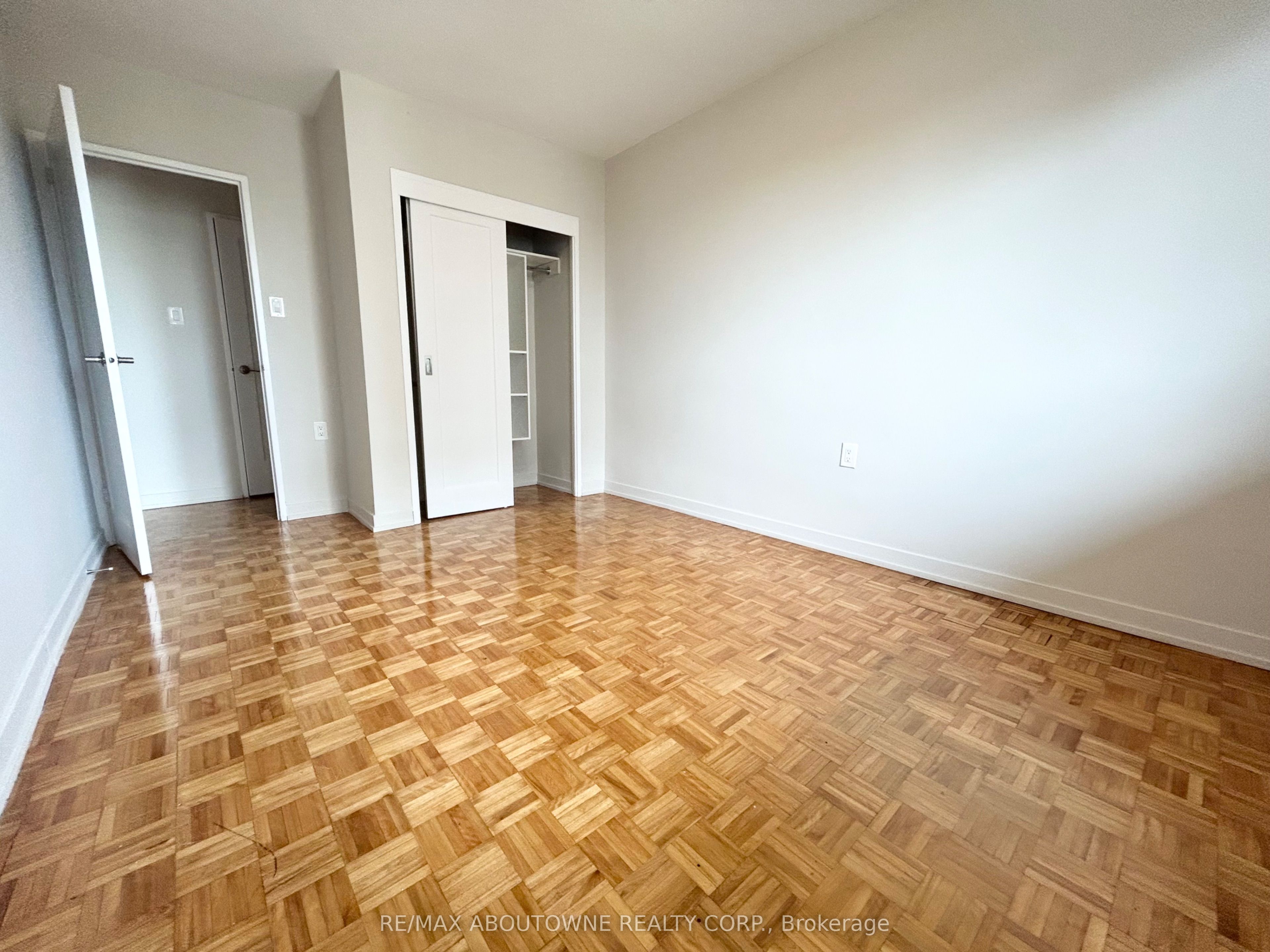 07 – 101 Millside Drive, Milton ‣ W13612360 07 – 101 Millside Drive, Milton ‣ W13612360