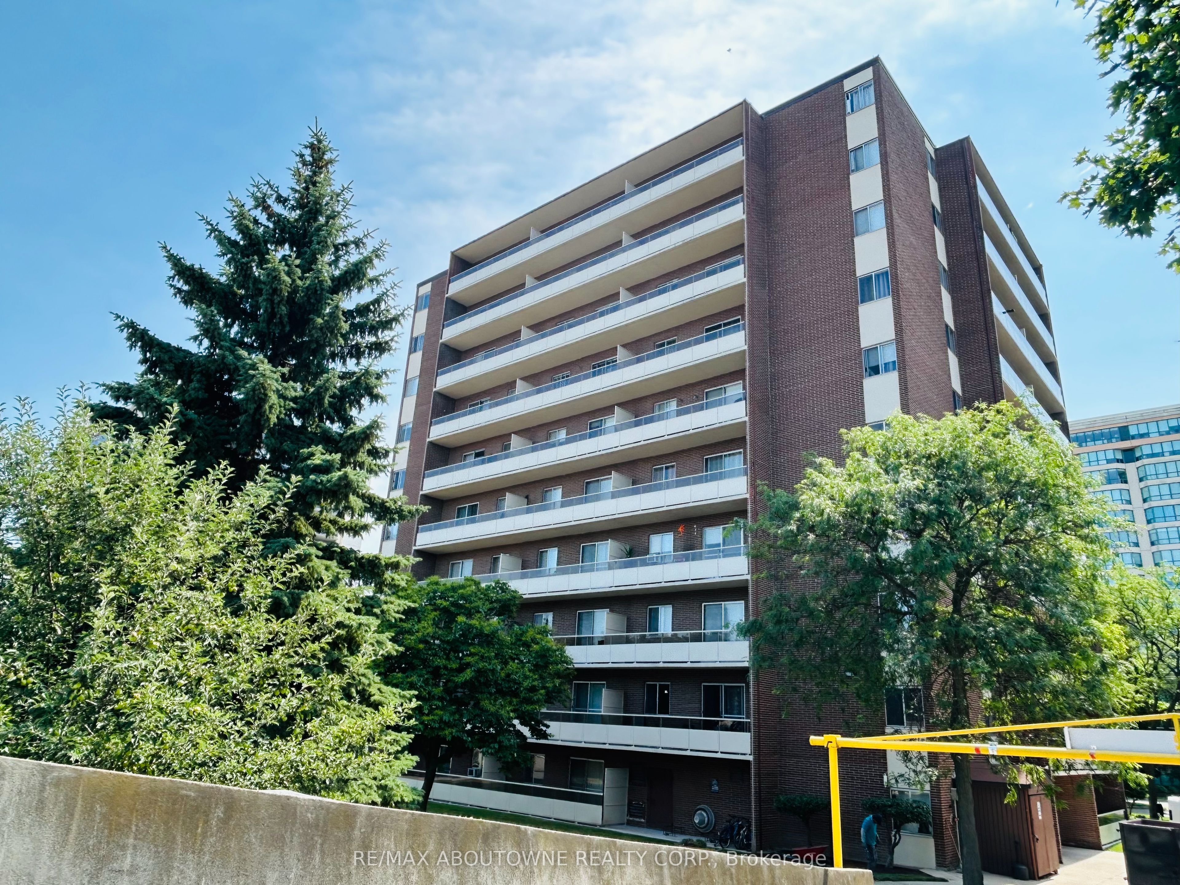 07 – 101 Millside Drive, Milton ‣ W13612360 07 – 101 Millside Drive, Milton ‣ W13612360