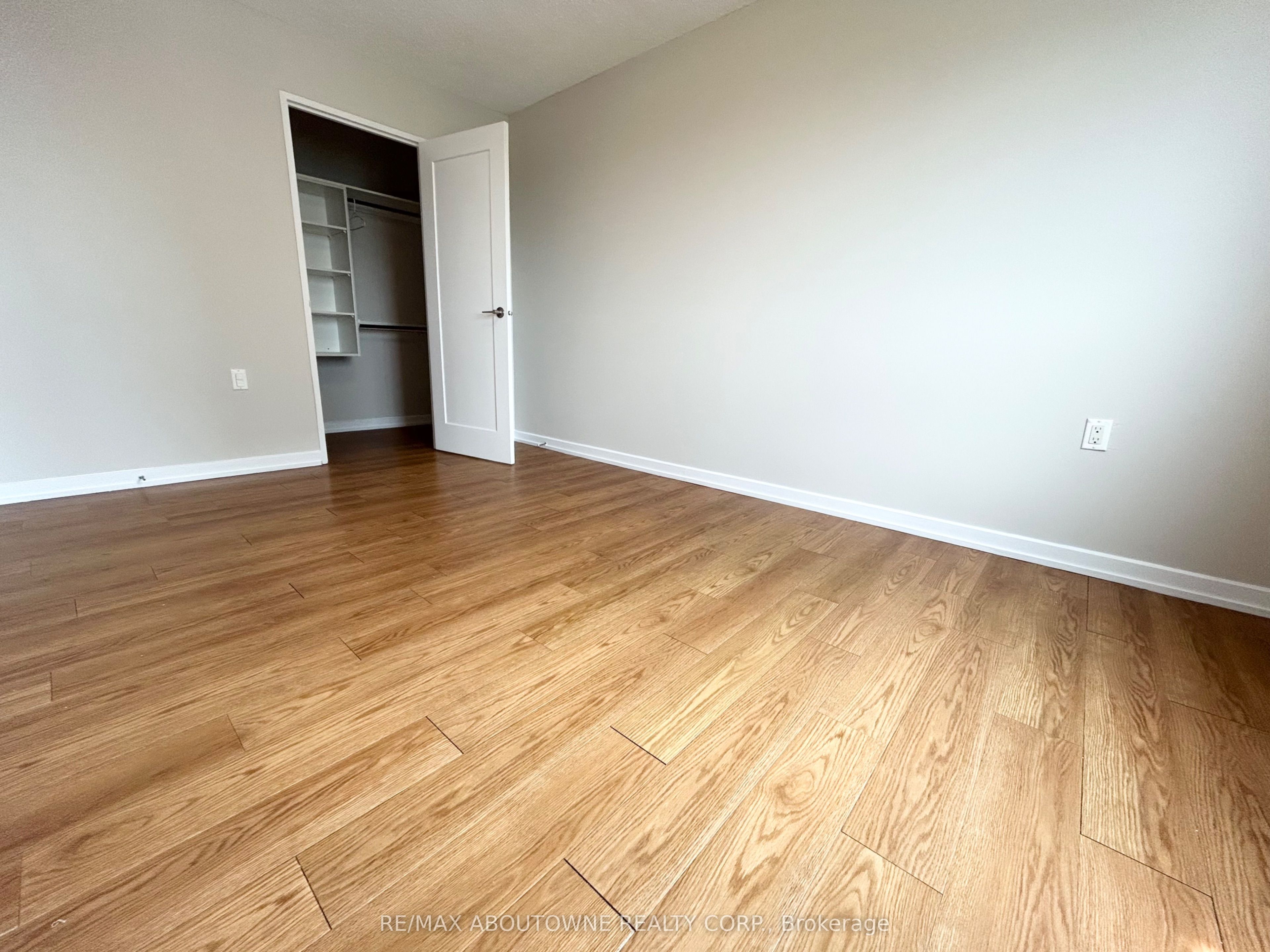 03 – 82 Millside Drive, Milton ‣ W13613996 03 – 82 Millside Drive, Milton ‣ W13613996