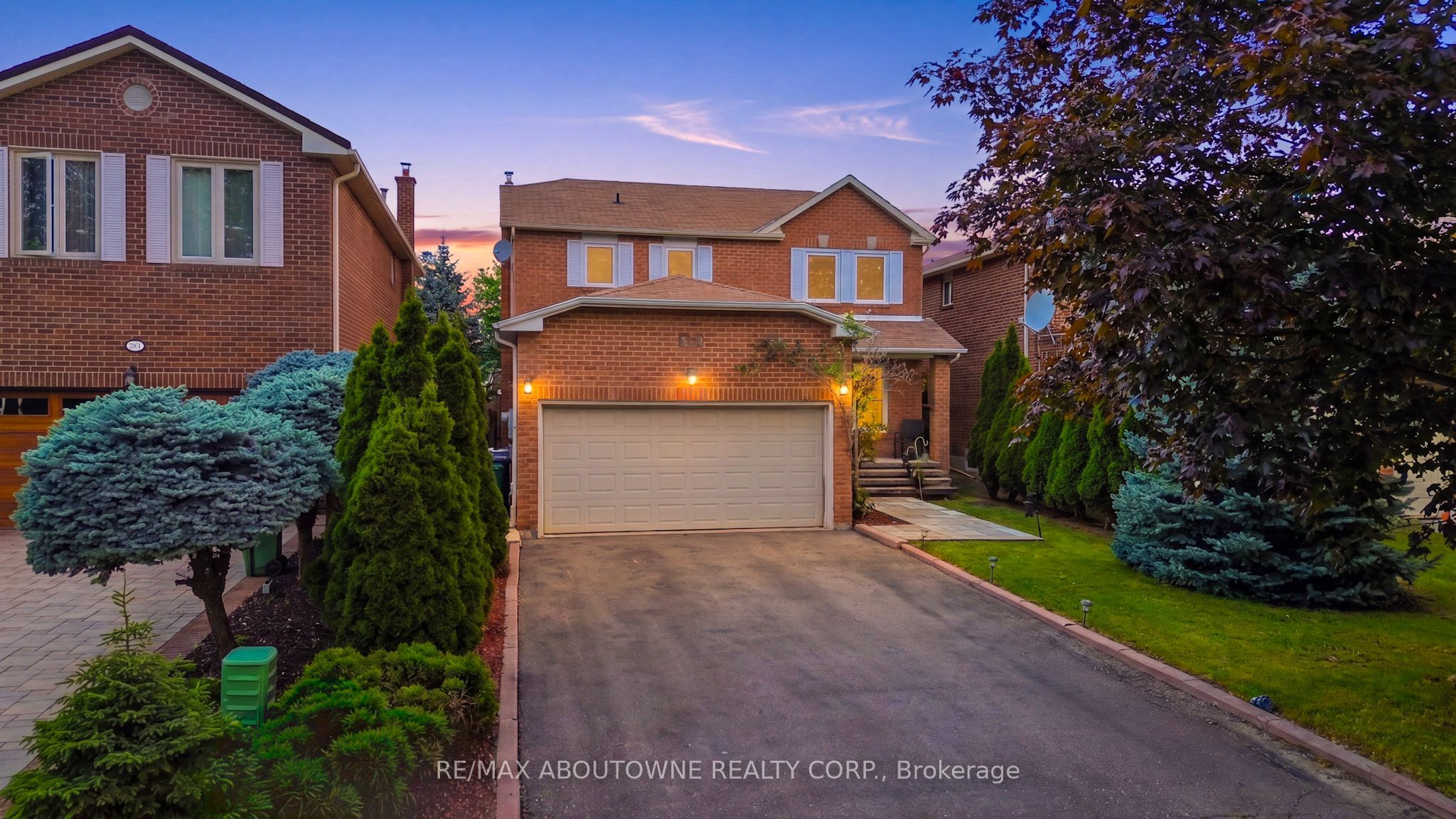497 Luzon Crescent, Mississauga