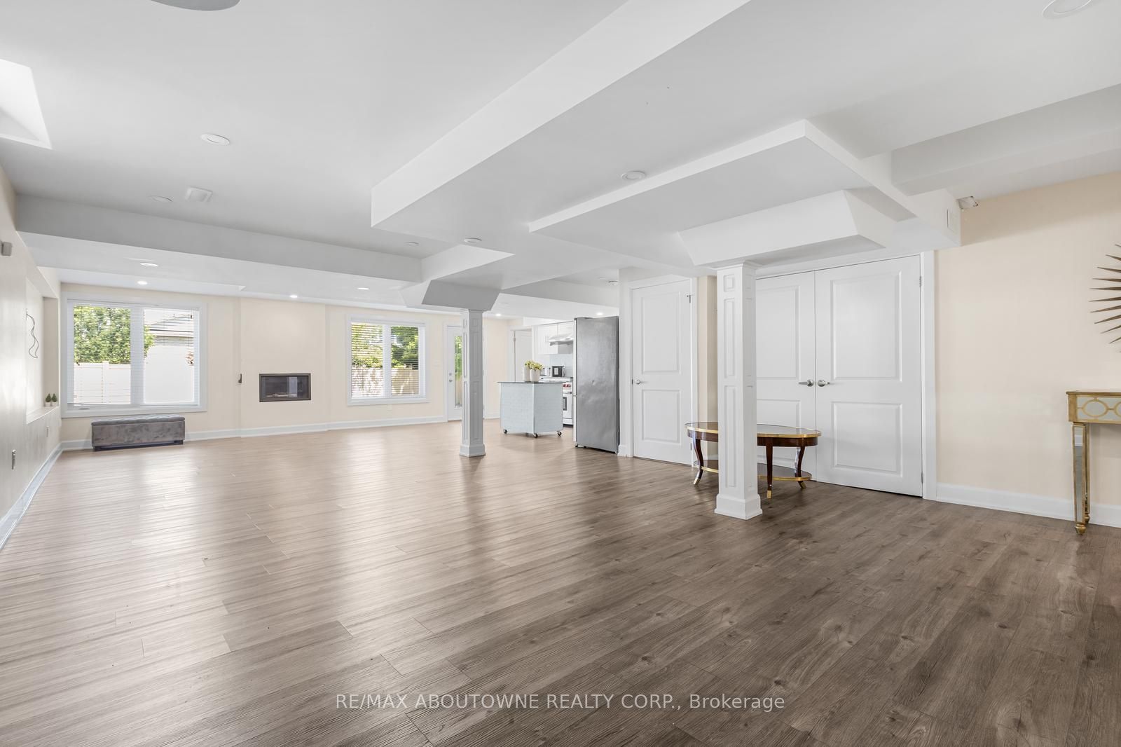 3308 Liptay Avenue, Oakville ‣ W13626770 3308 Liptay Avenue, Oakville ‣ W13626770