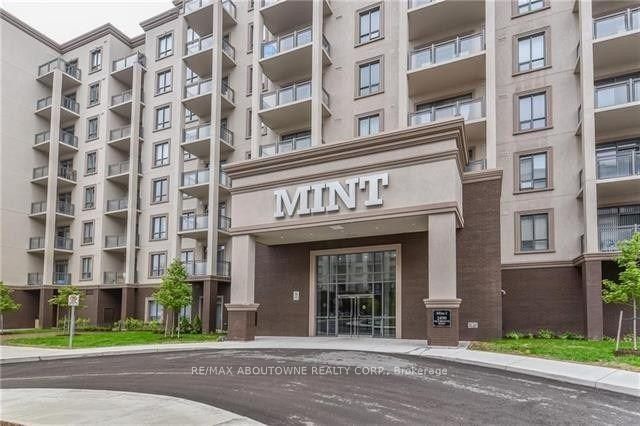 41 – 2490 OLD BRONTE Road, Oakville