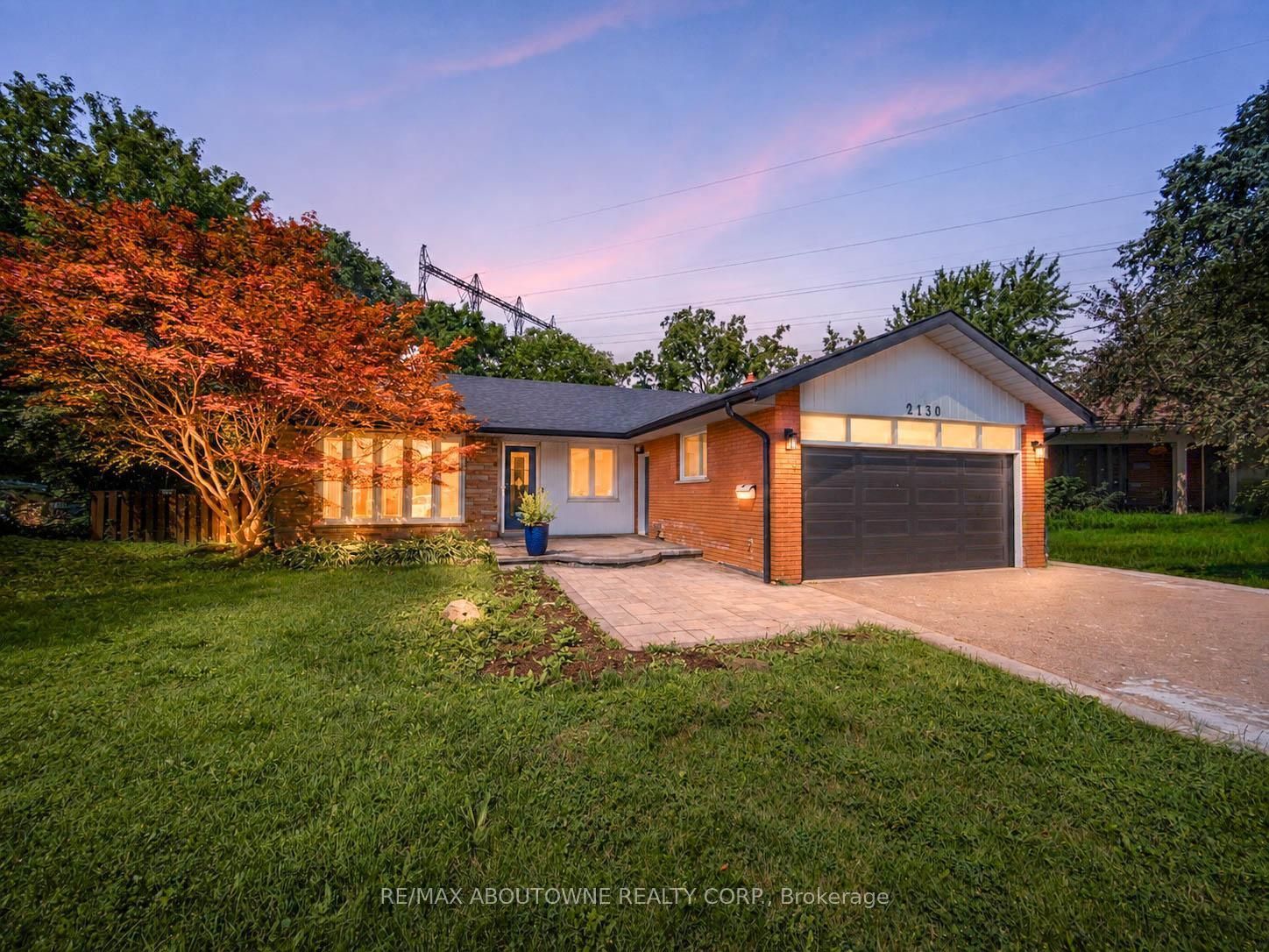 2130 Greenhurst Avenue, Mississauga