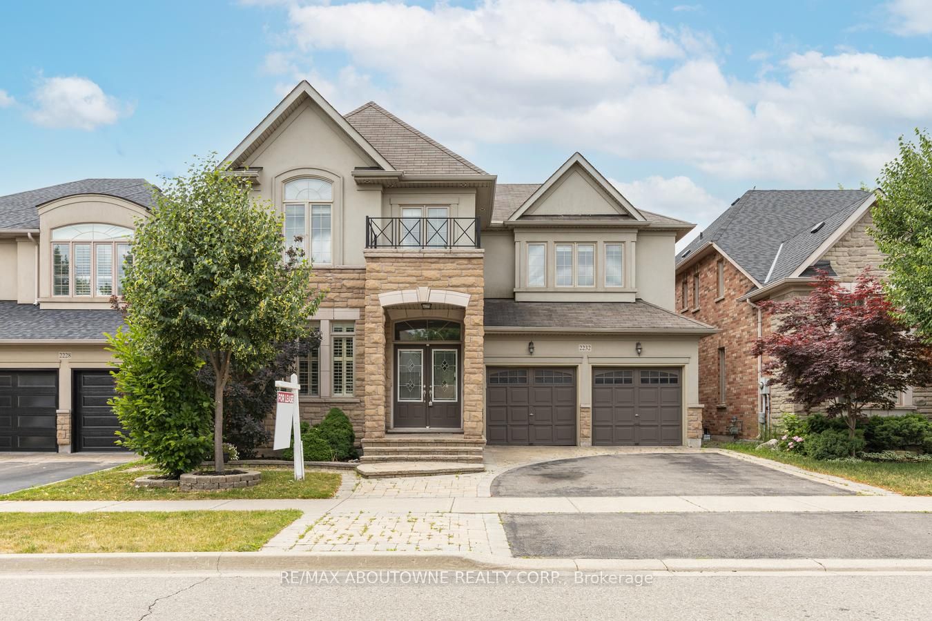 2232 Millstone Drive, Oakville