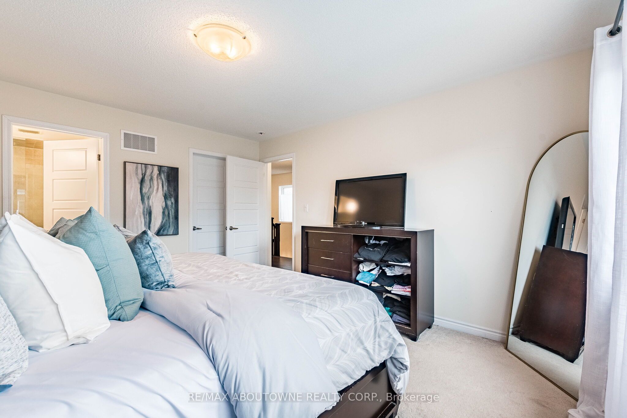 1239 Mulroney Heights, Milton ‣ W13636728 1239 Mulroney Heights, Milton ‣ W13636728