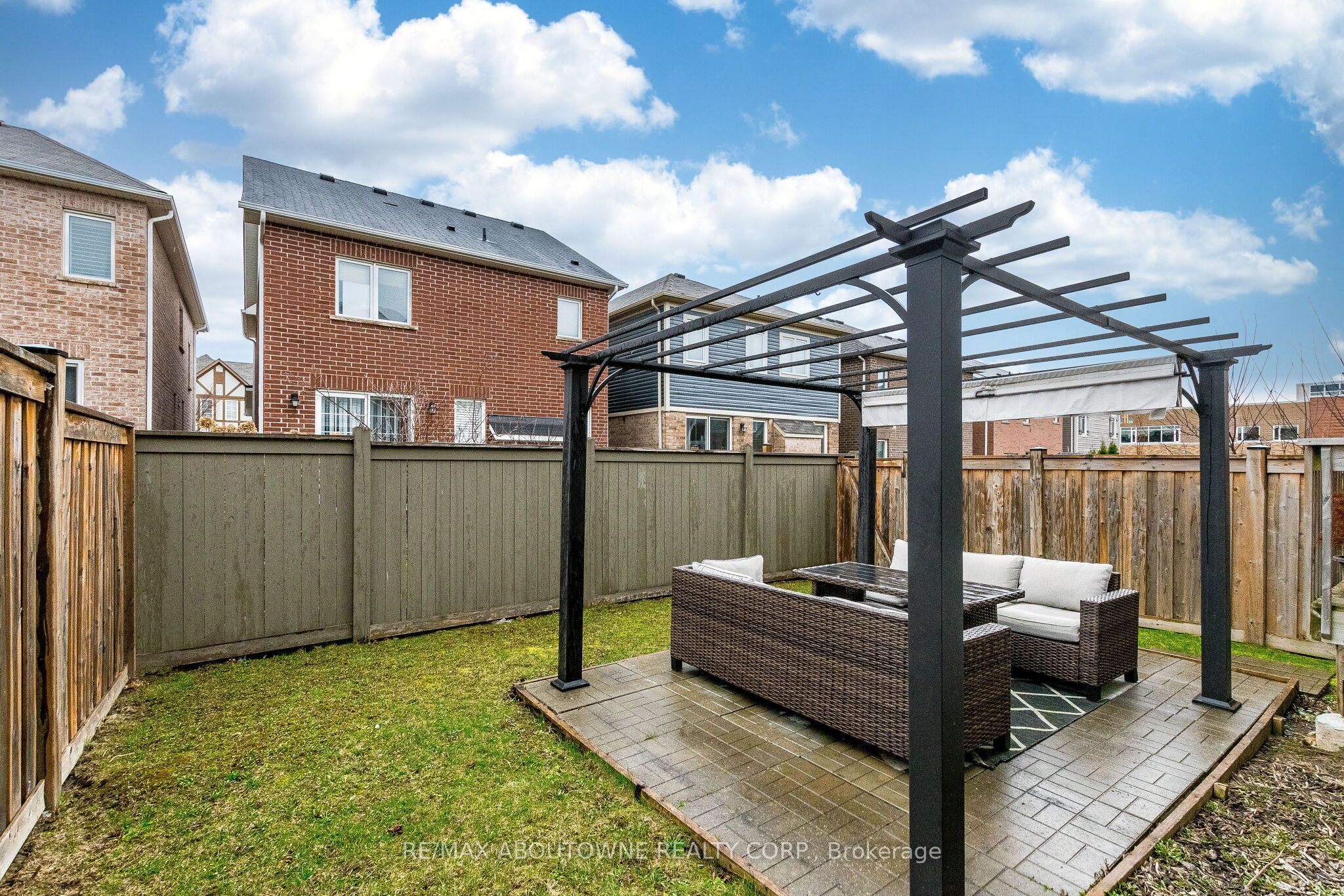 1239 Mulroney Heights, Milton ‣ W13636728 1239 Mulroney Heights, Milton ‣ W13636728