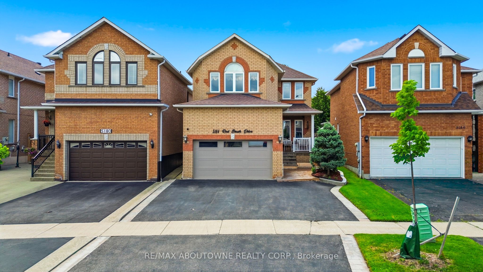 5184 Red Brush Drive, Mississauga