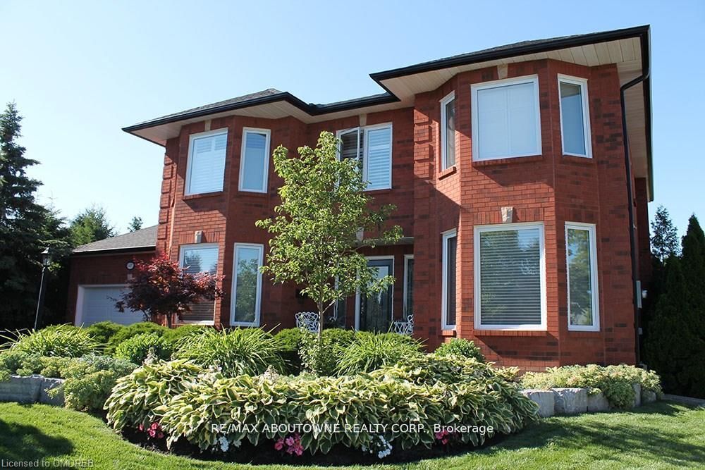 1487 The Links Drive, Oakville