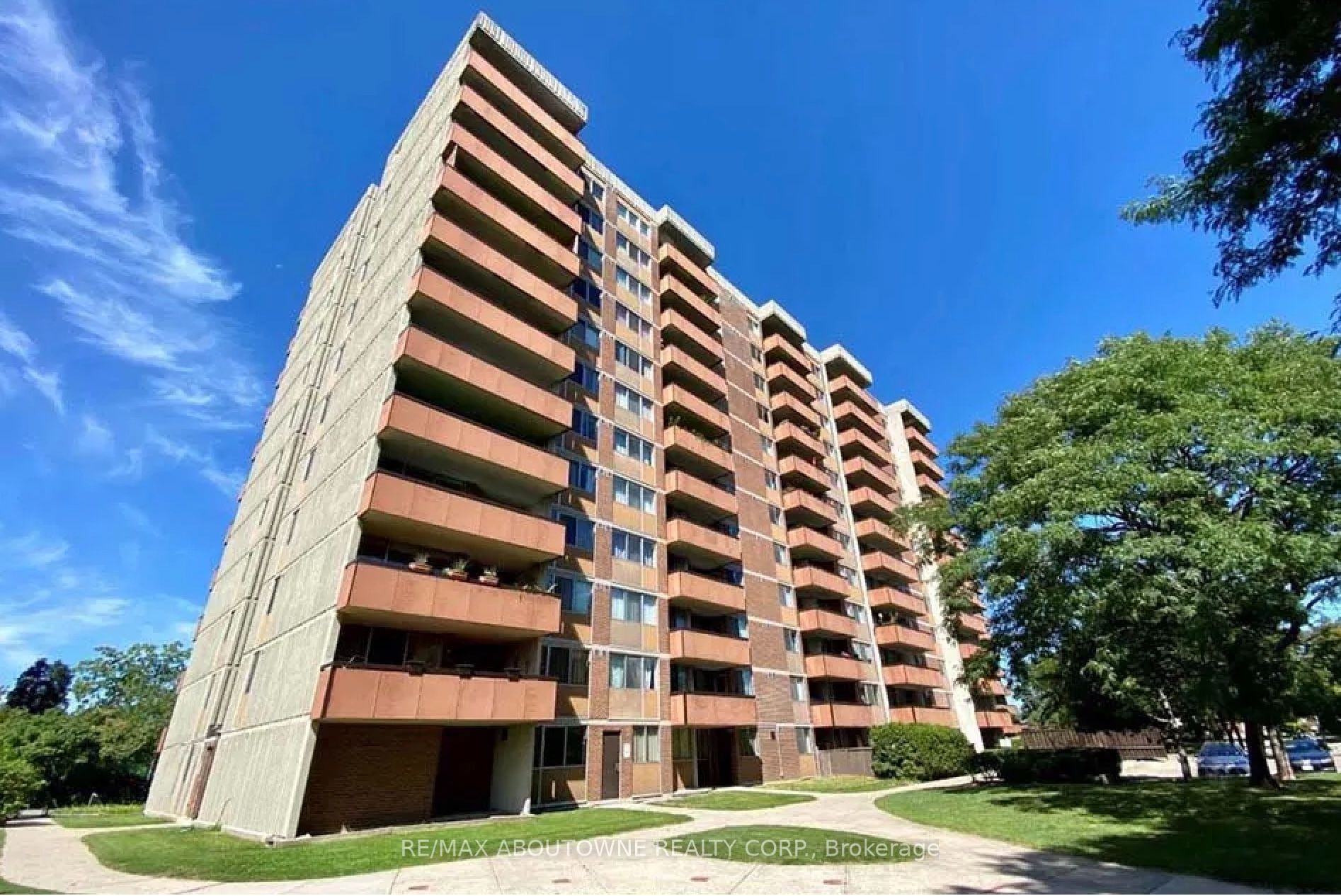 508 – 165 La Rose Avenue, Toronto W09