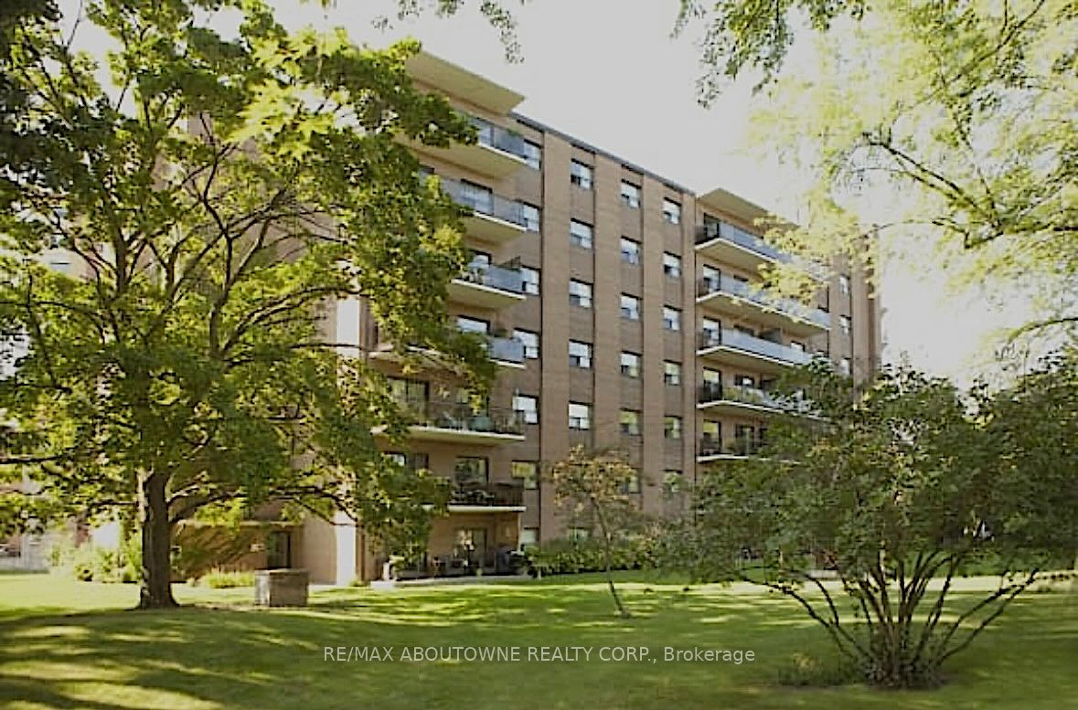109 – 135 Allan Street, Oakville
