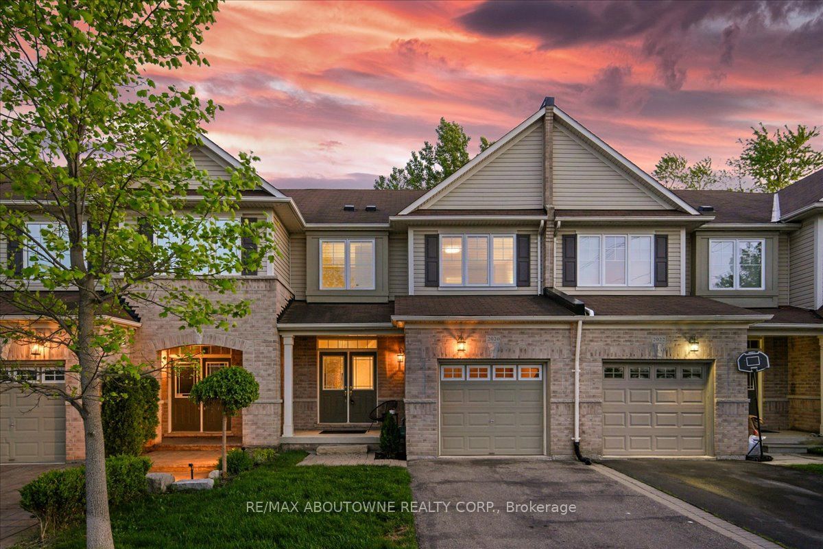 2020 Colonel William Parkway, Oakville