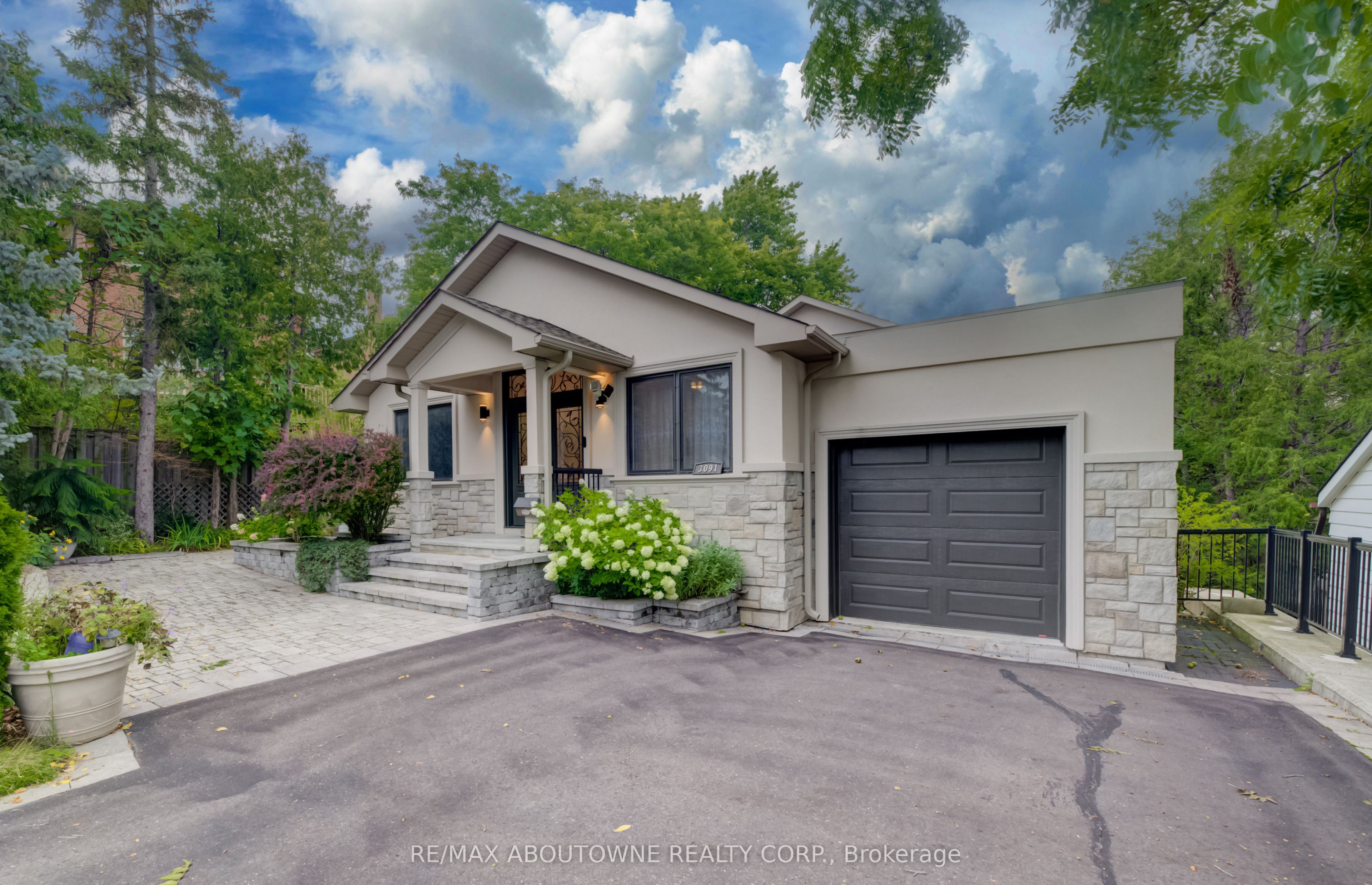 3091 Parkerhill Road, Mississauga