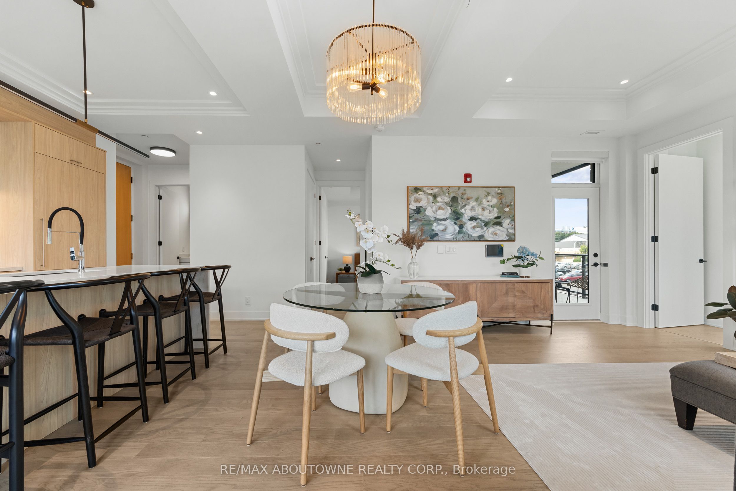 14 – 123 Maurice Drive, Oakville ‣ W13722270 14 – 123 Maurice Drive, Oakville ‣ W13722270