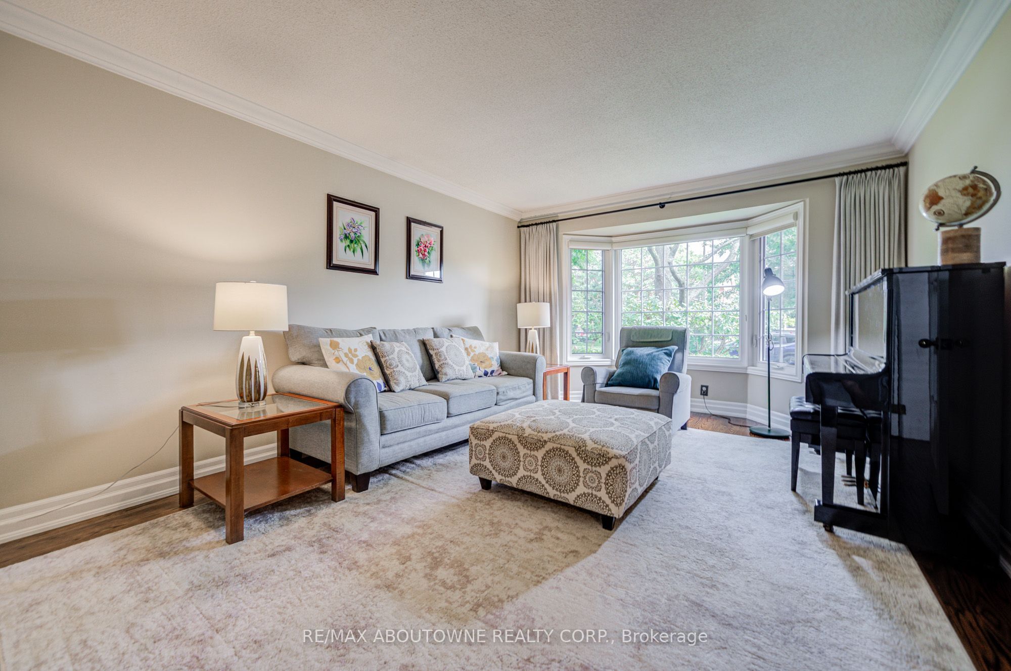 1511 Stoneybrook Trail, Oakville ‣ W13722998 1511 Stoneybrook Trail, Oakville ‣ W13722998