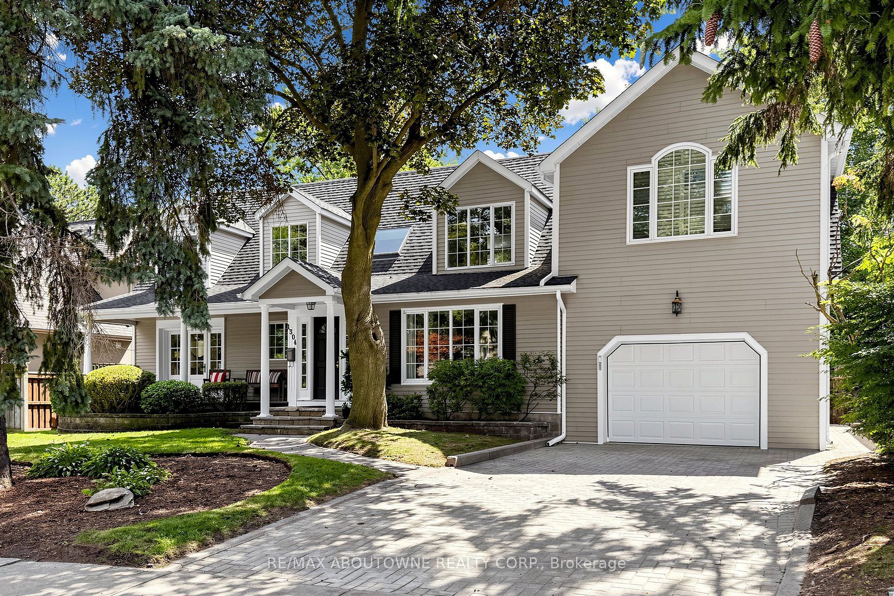 1304 Devon Road, Oakville