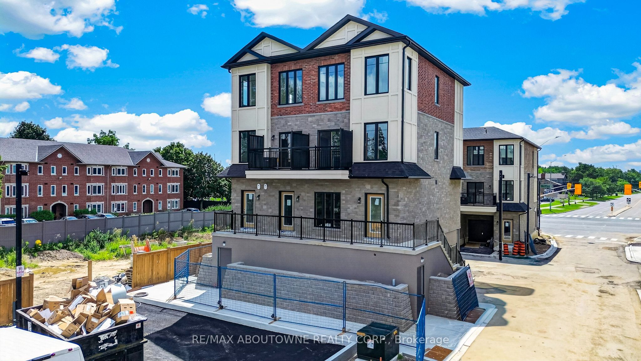24 – 725 Front Royal Street, Mississauga
